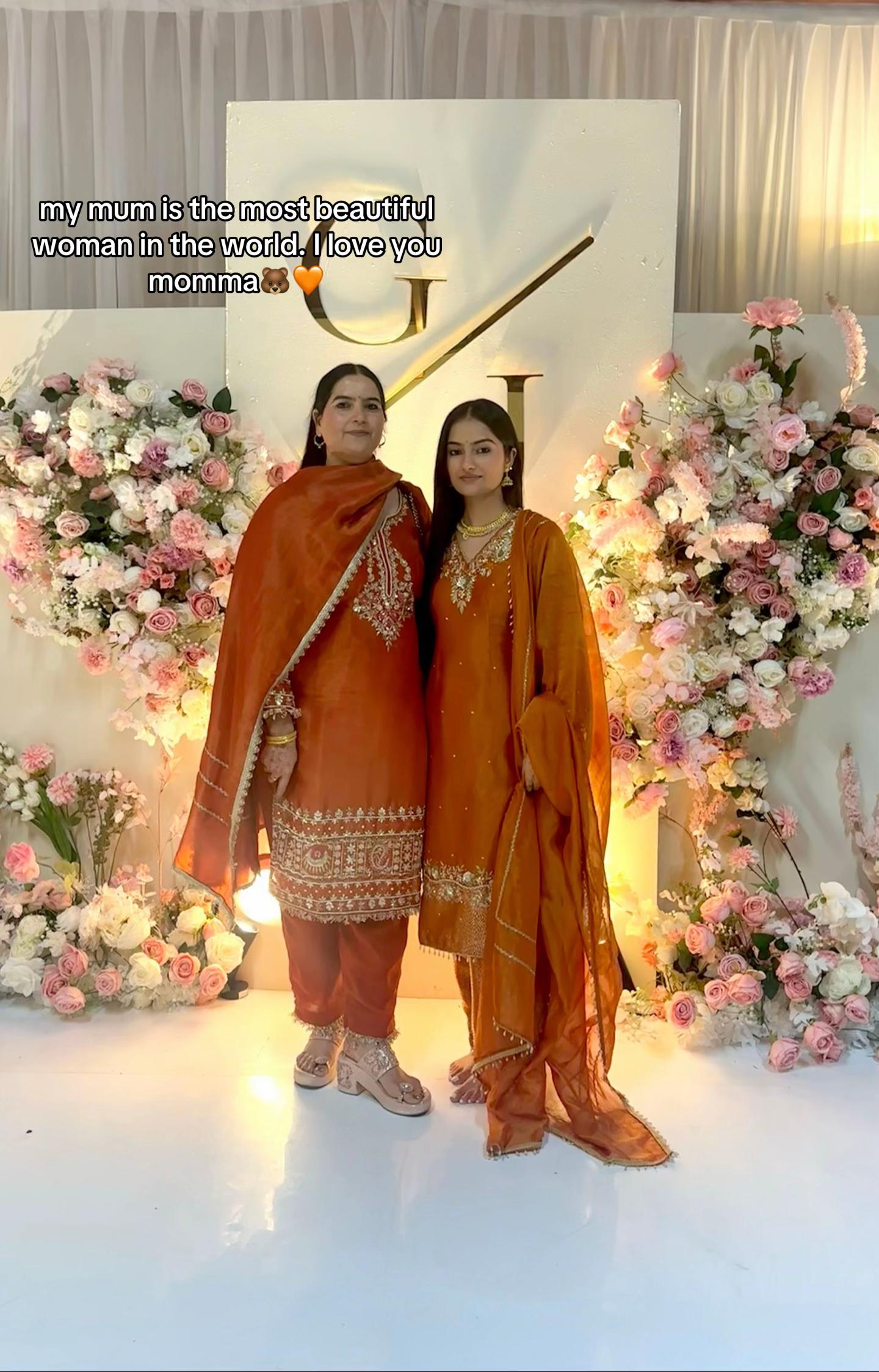 @SIYA KALER