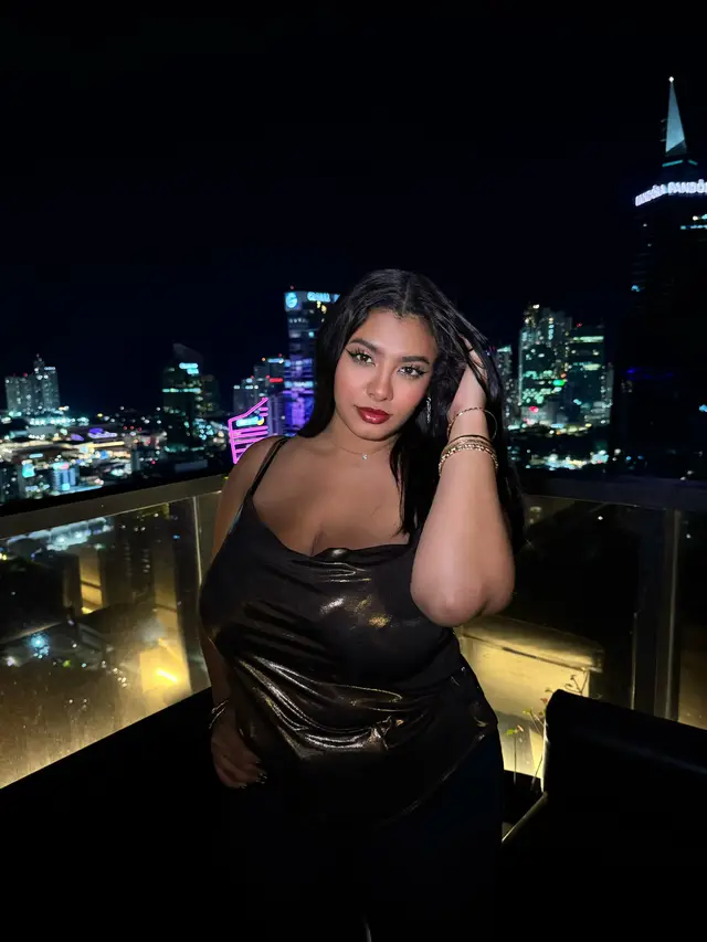 @karlaturner__