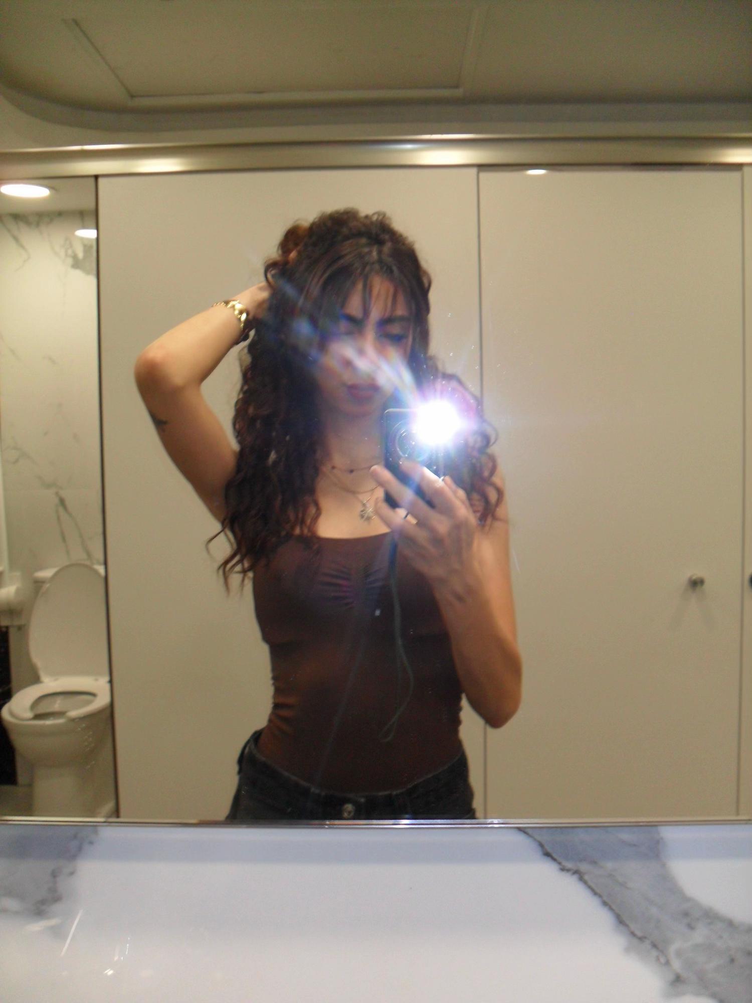 @Janaaawad__