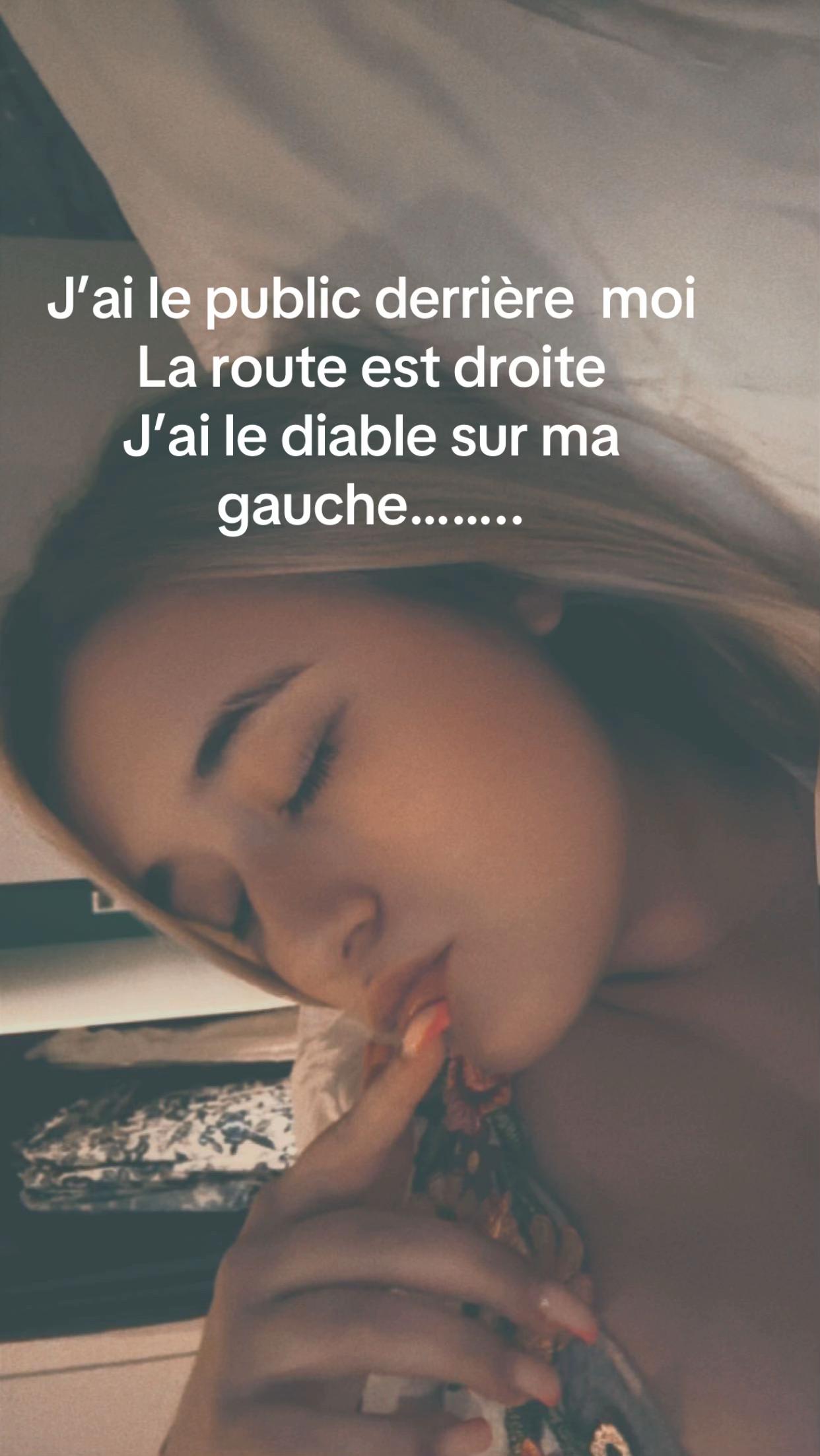 @𝑀𝑎𝑟𝑖𝑒🖤