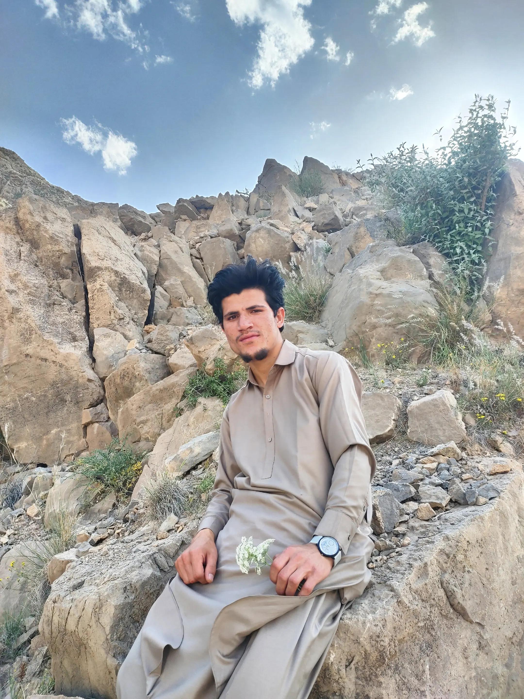 @NAQEEB. S. N.