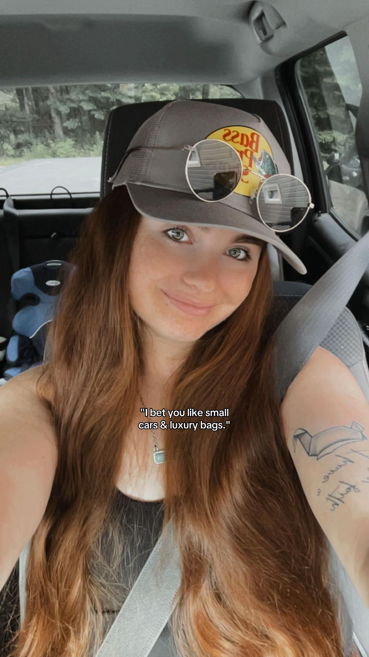 @lilyrosederoy