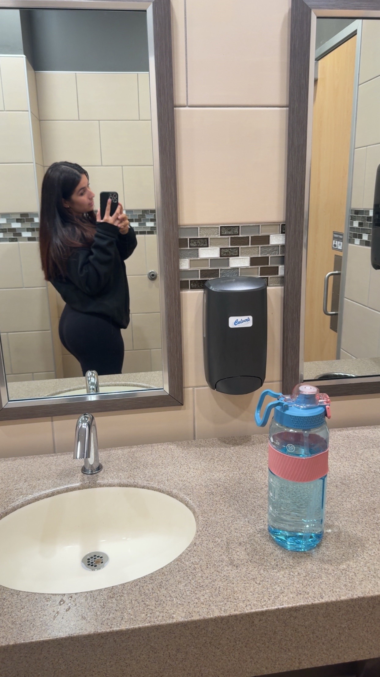 @mariahthabrattt_