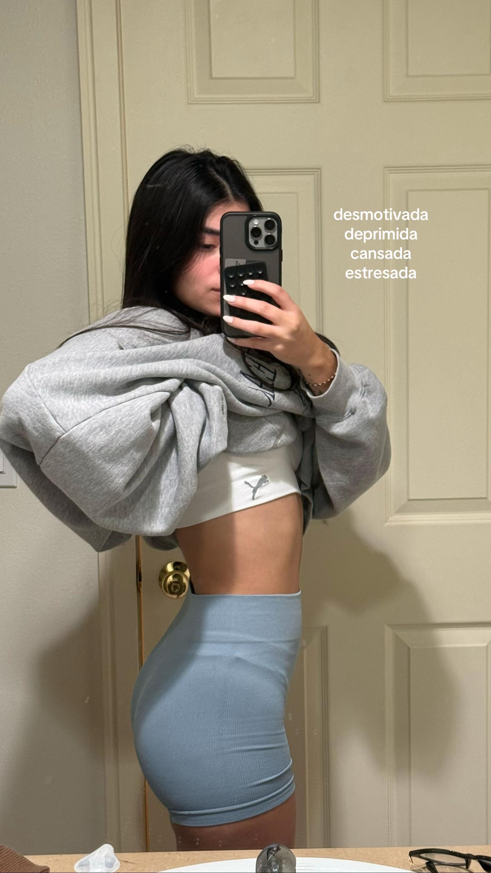 @vanegranadilloo