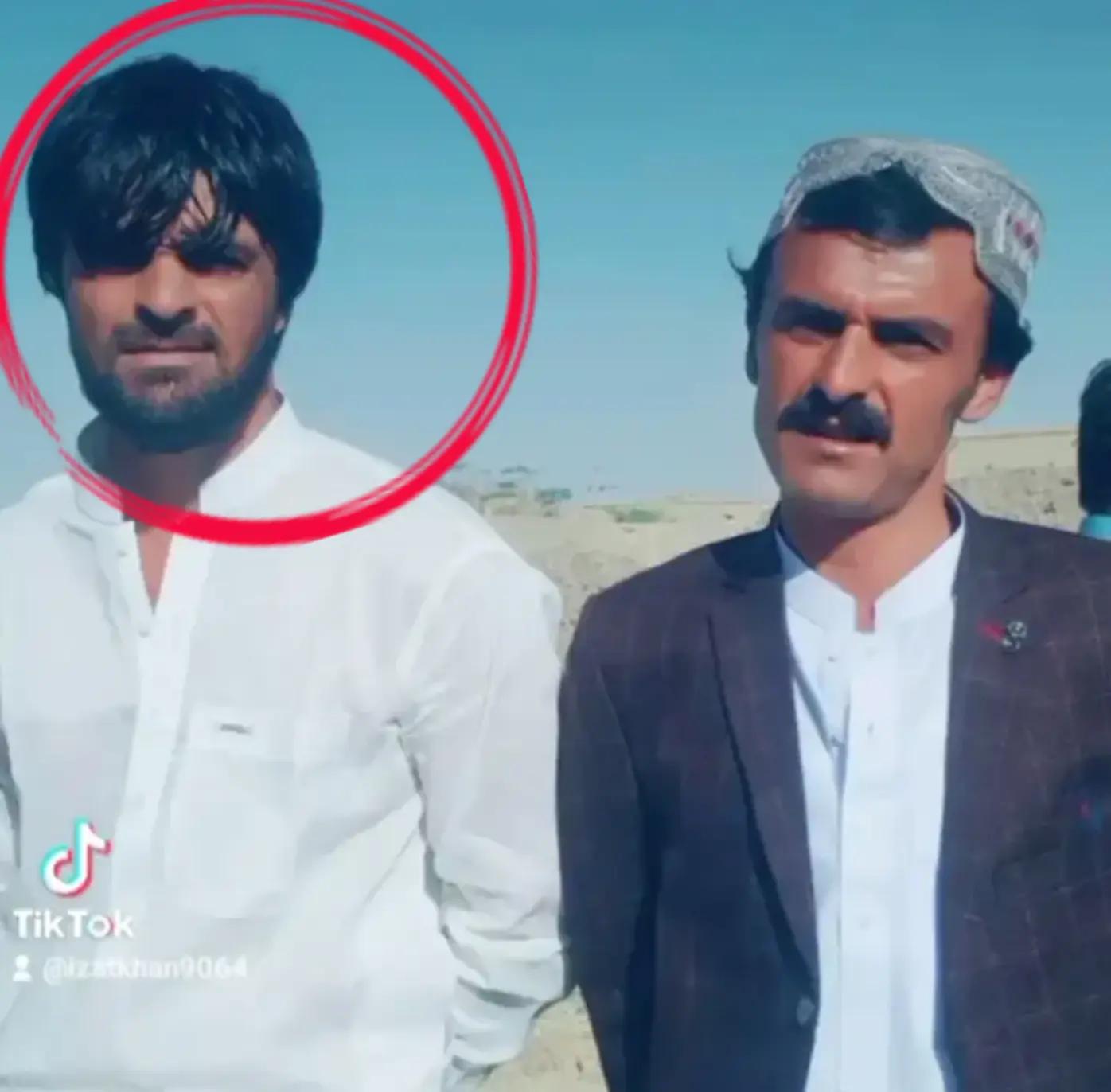 @izatullah2800