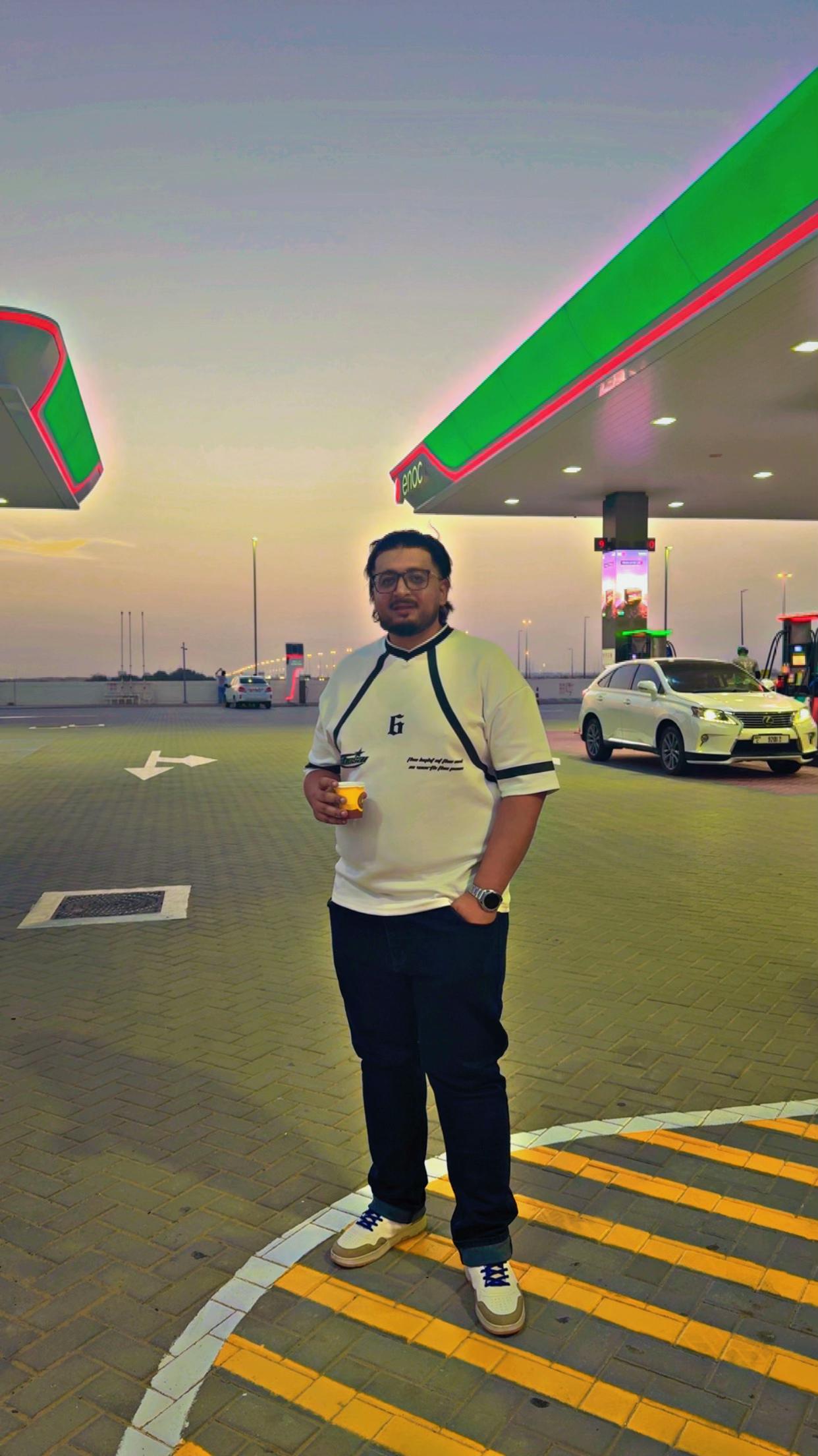 @Mr👑ŔAJA Fahad🇵🇰🇦🇪🇦🇪