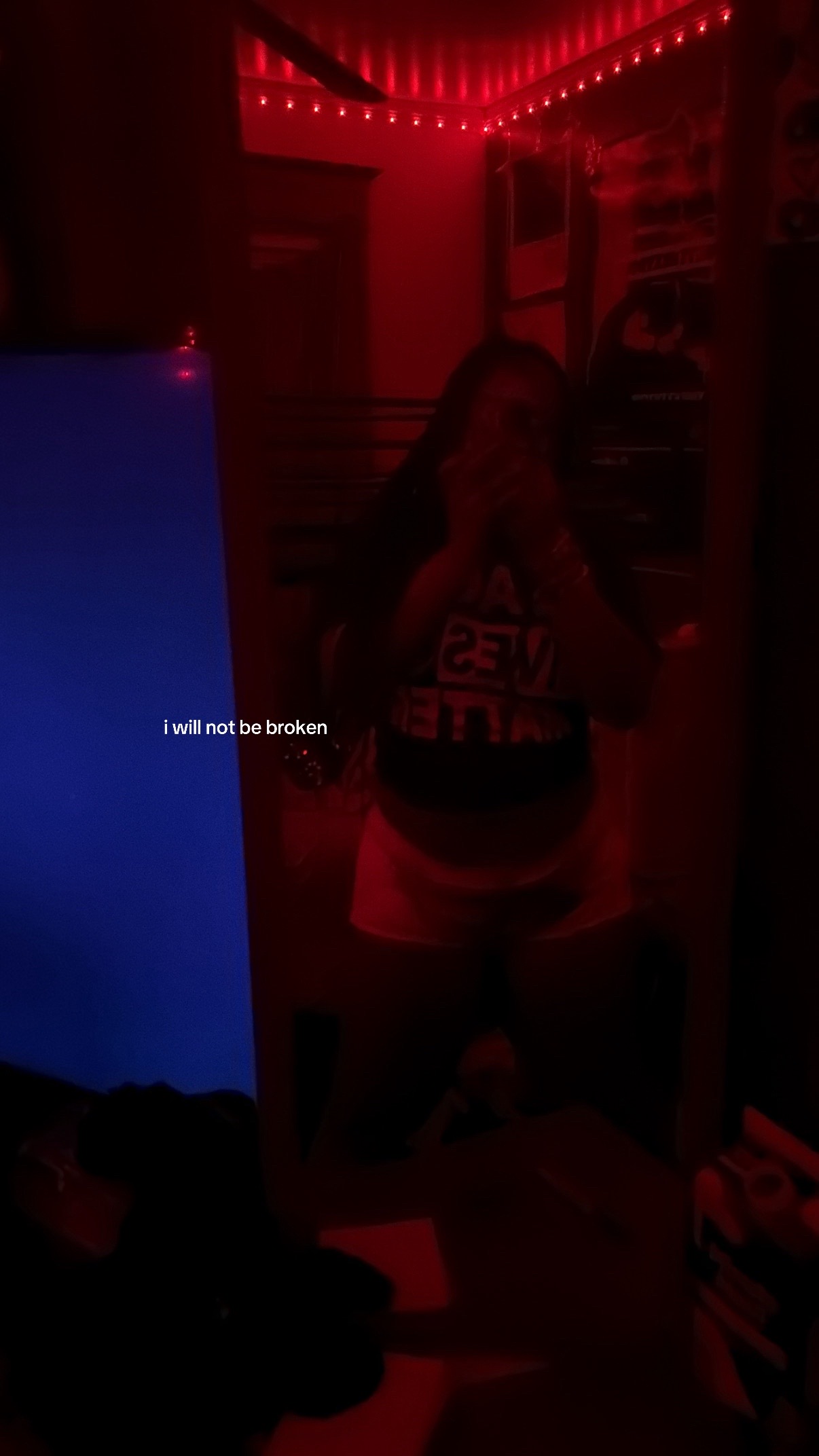 @️