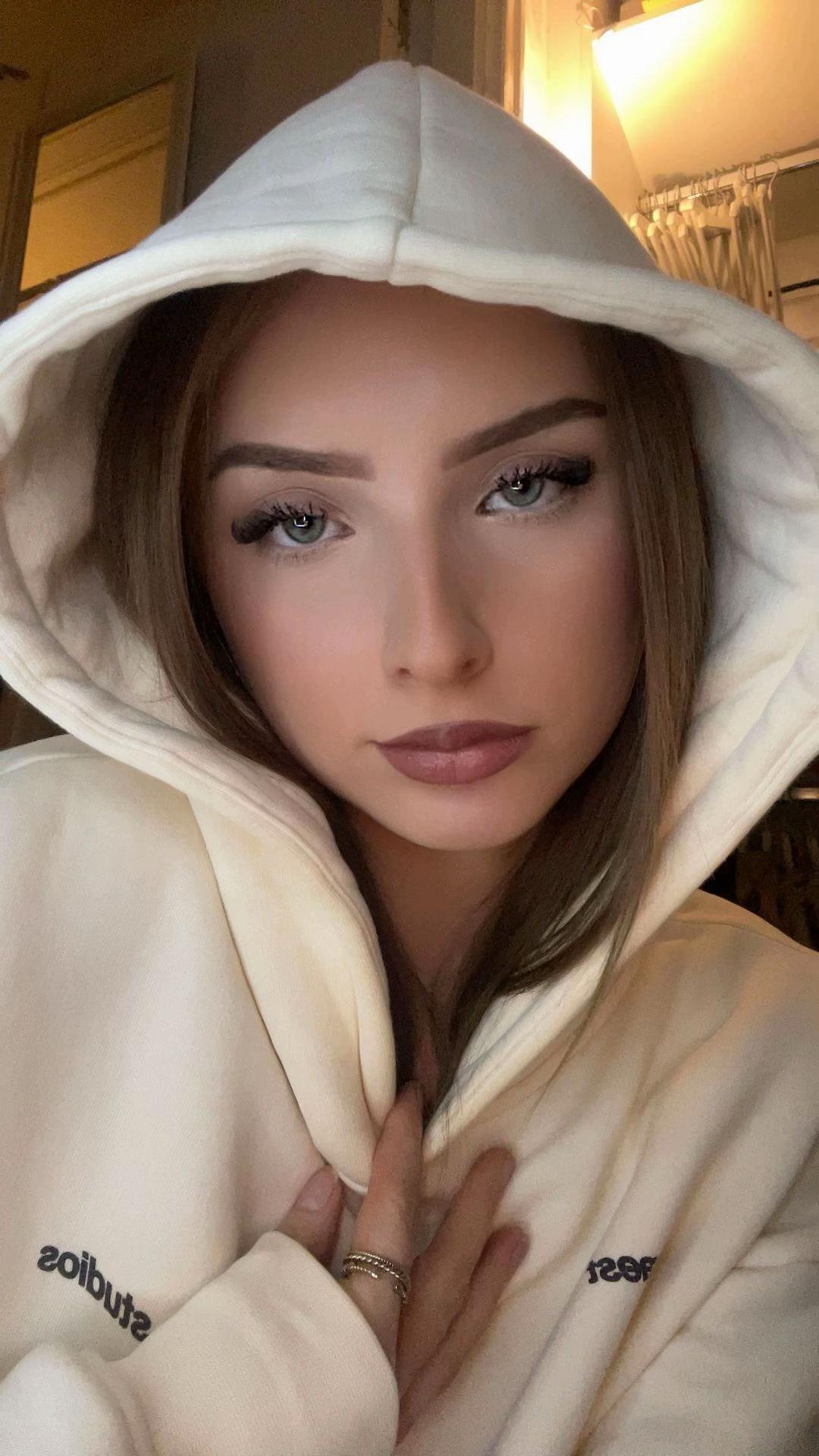 @Joyatebbenhof_