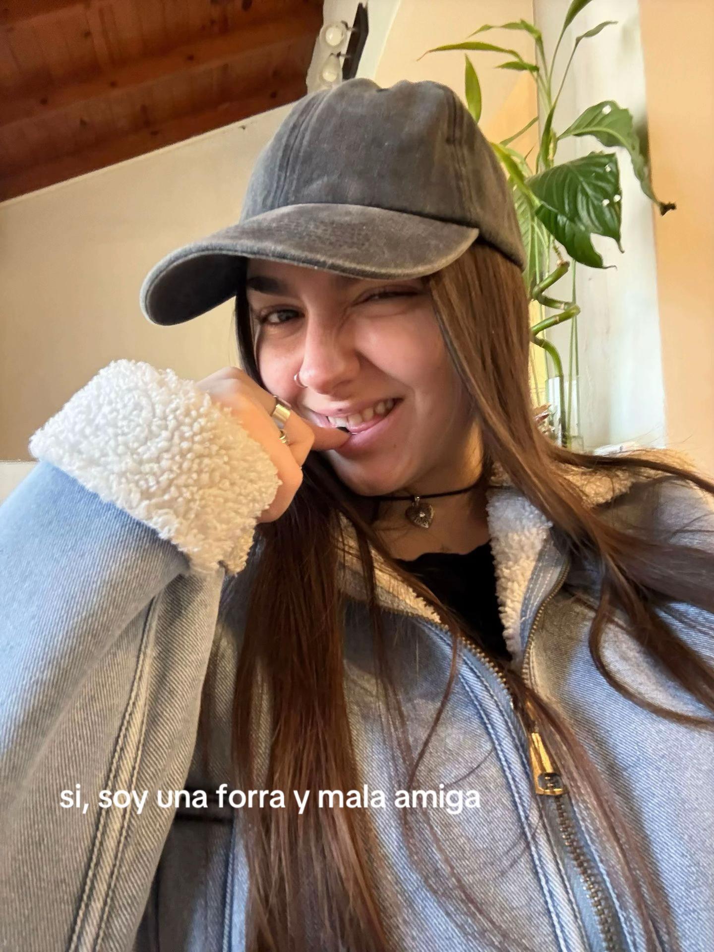 @camilaa
