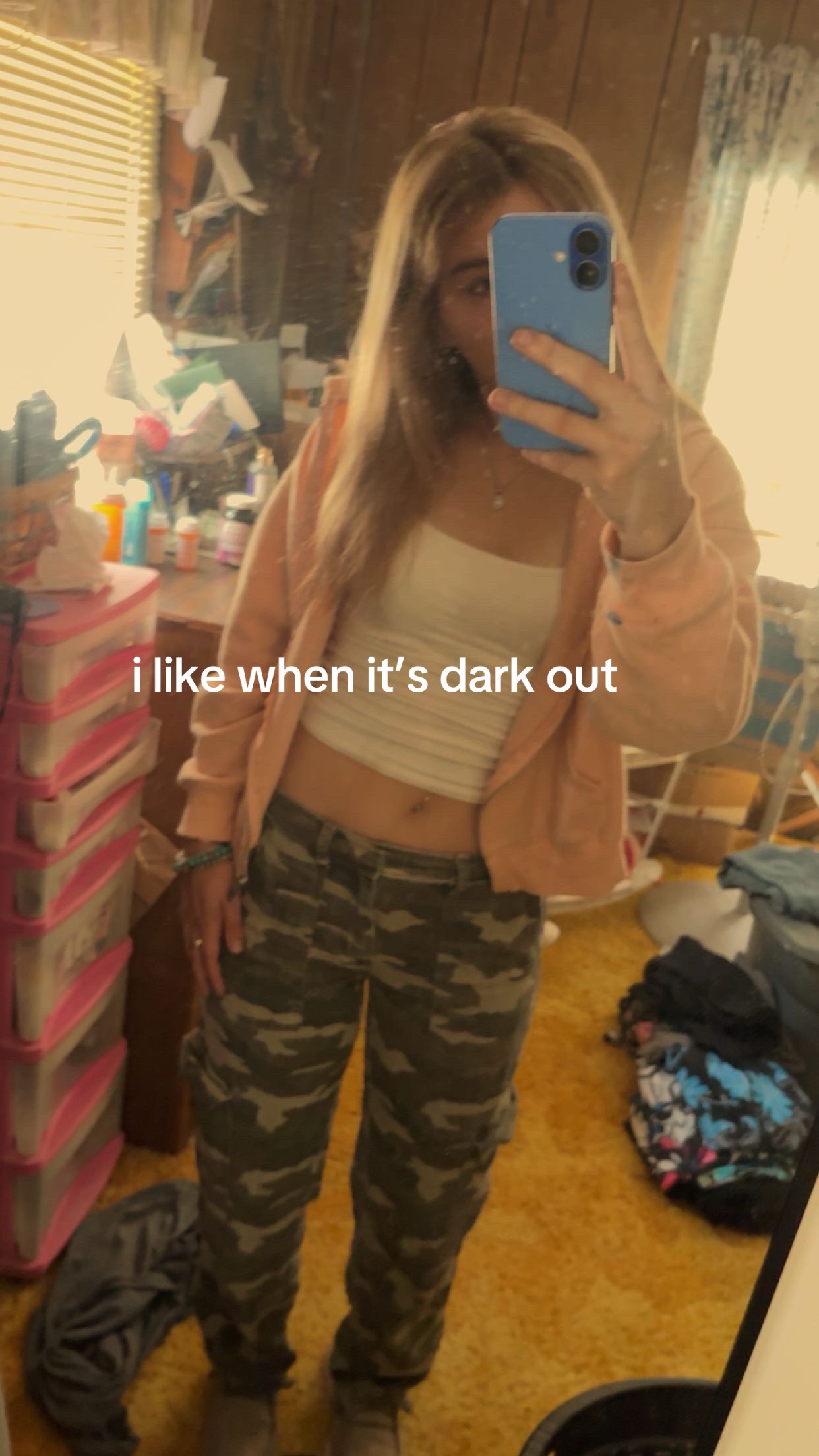 @🦦