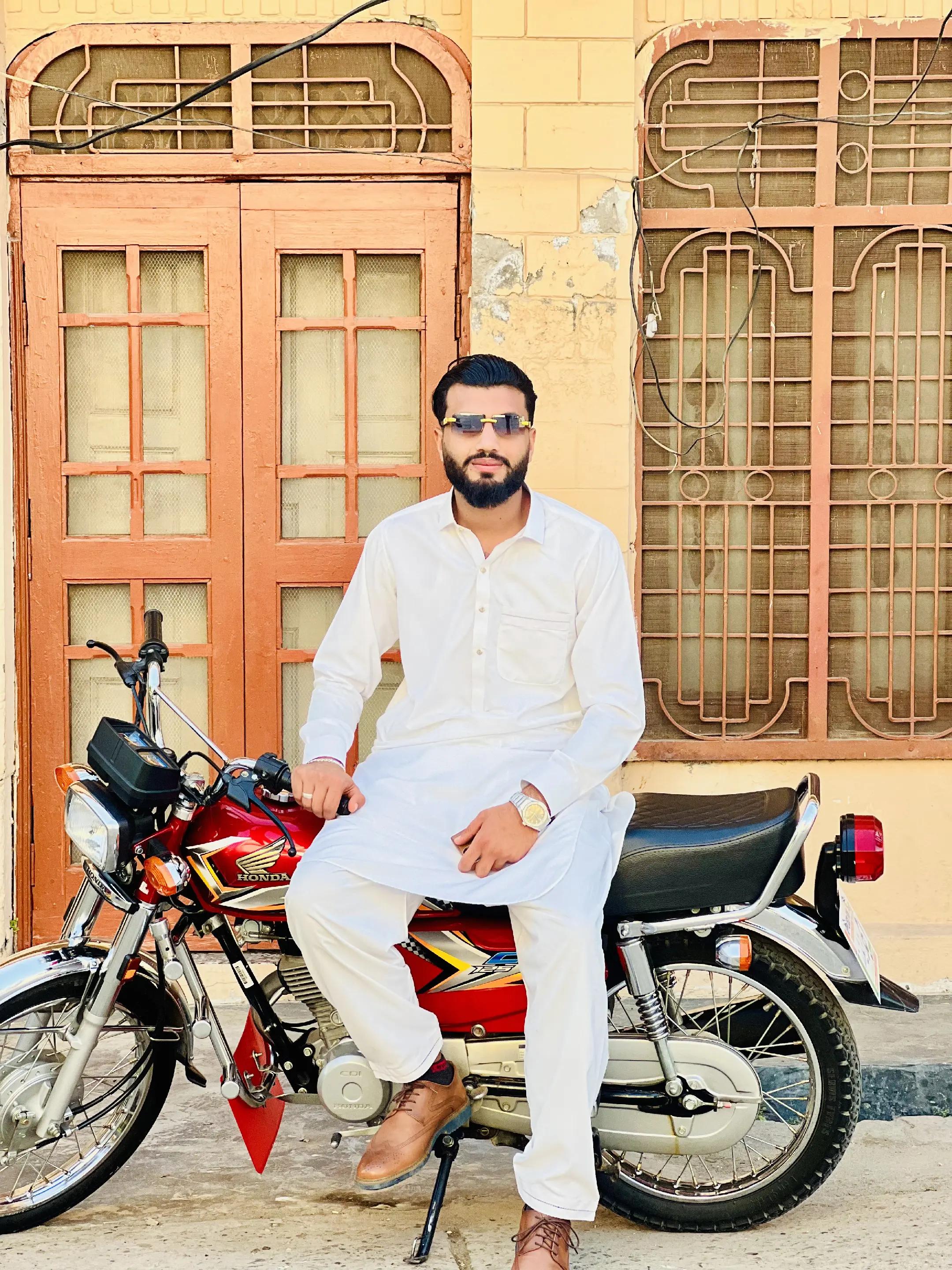 @میاں سینی 🫀🖤