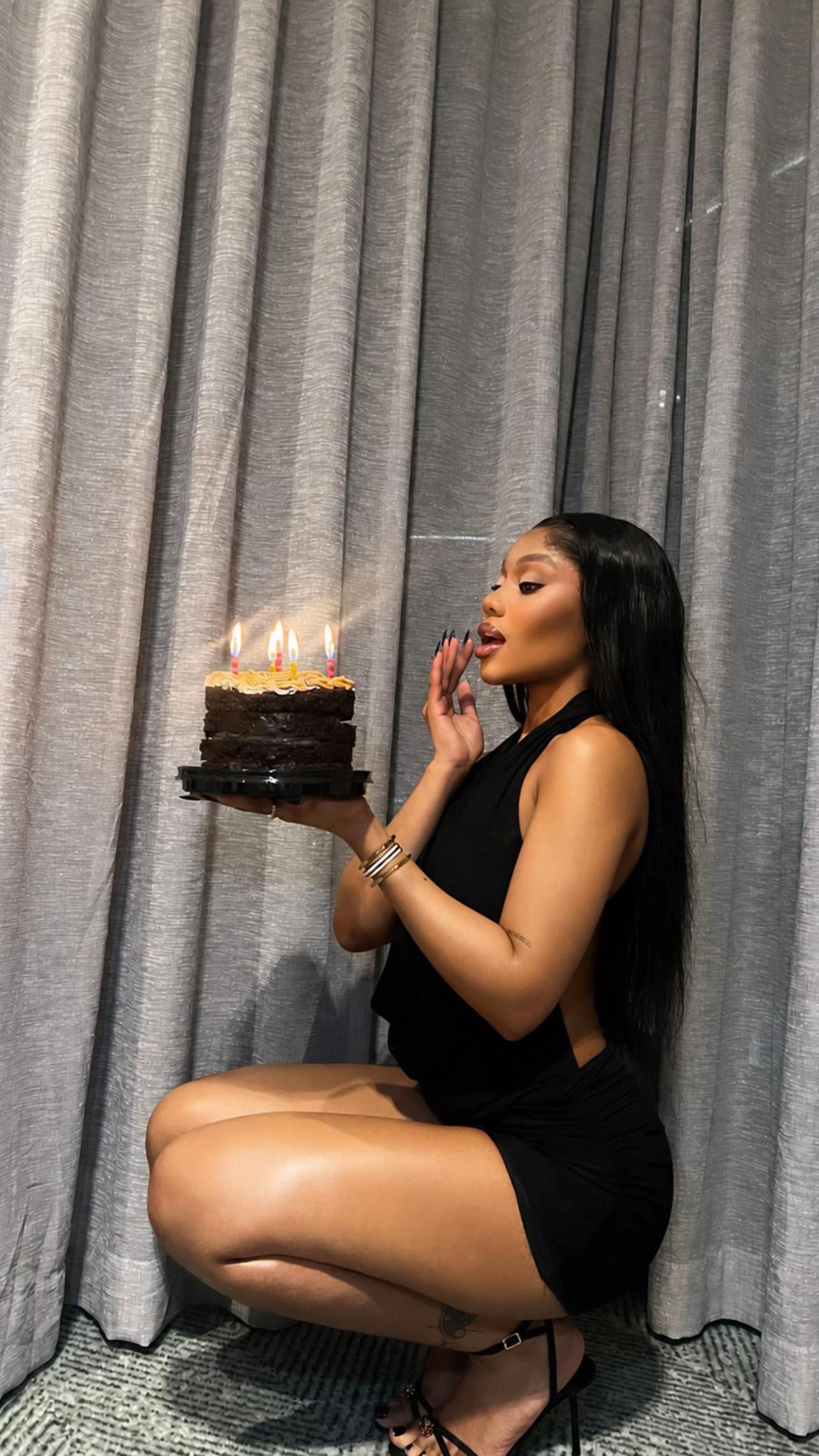@𝑎𝑚𝑎𝑛𝑑𝑎💋