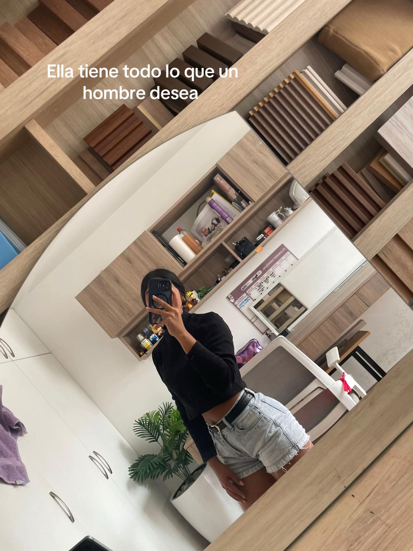 @Adriana🪻