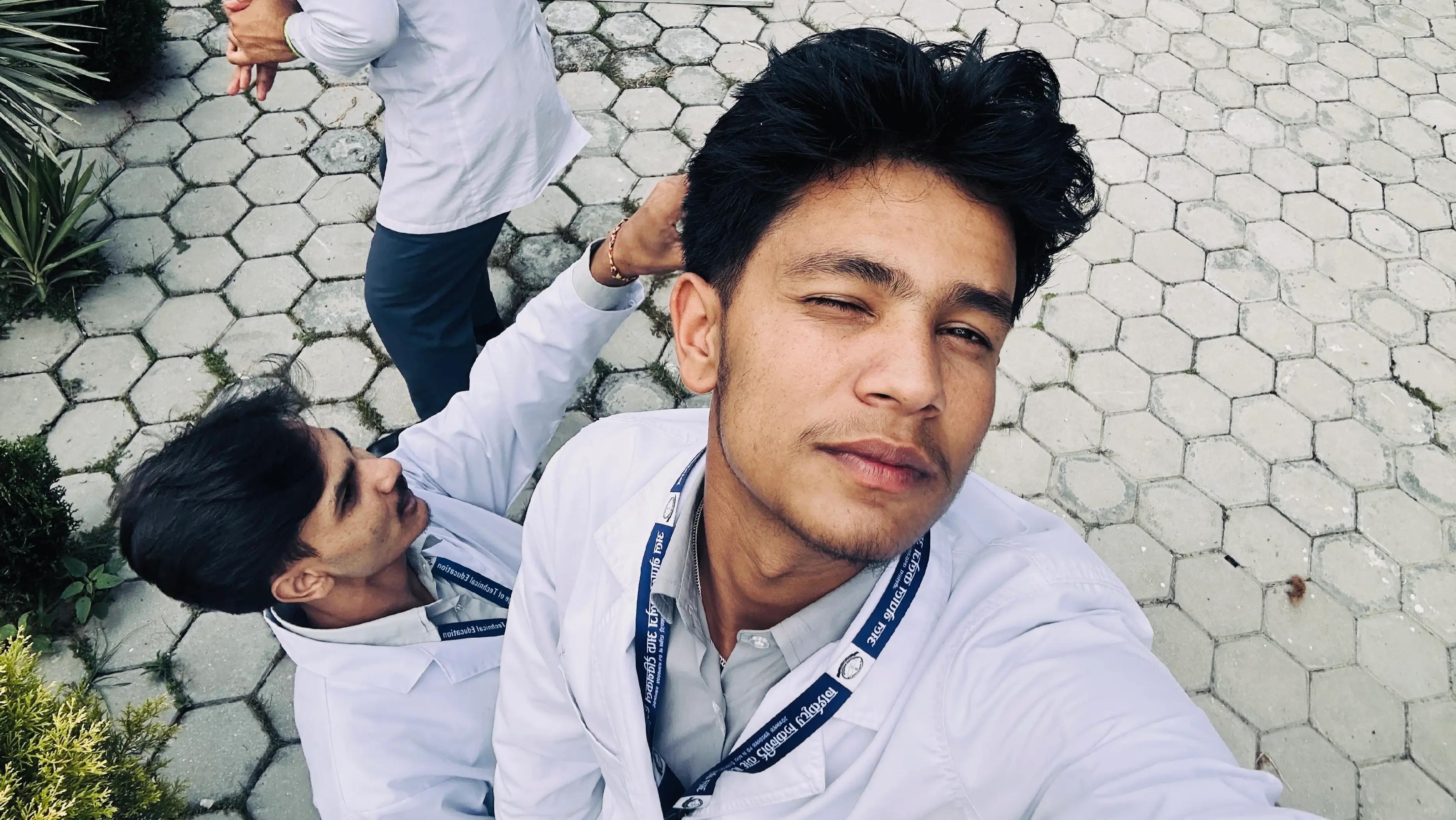 @Bhatta🫥