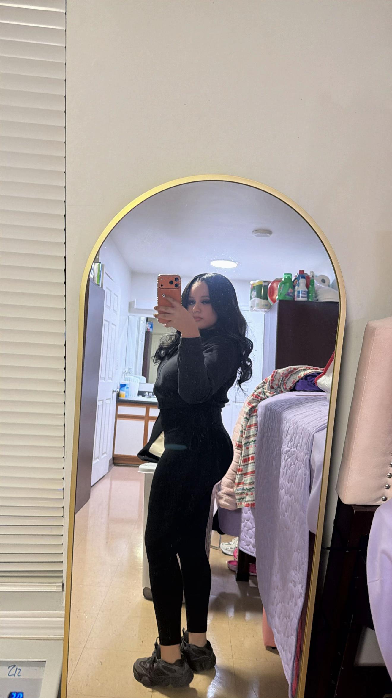 @Annahi_