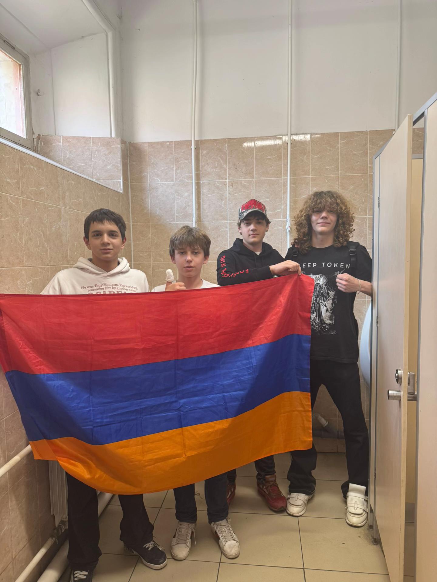 @вачик37