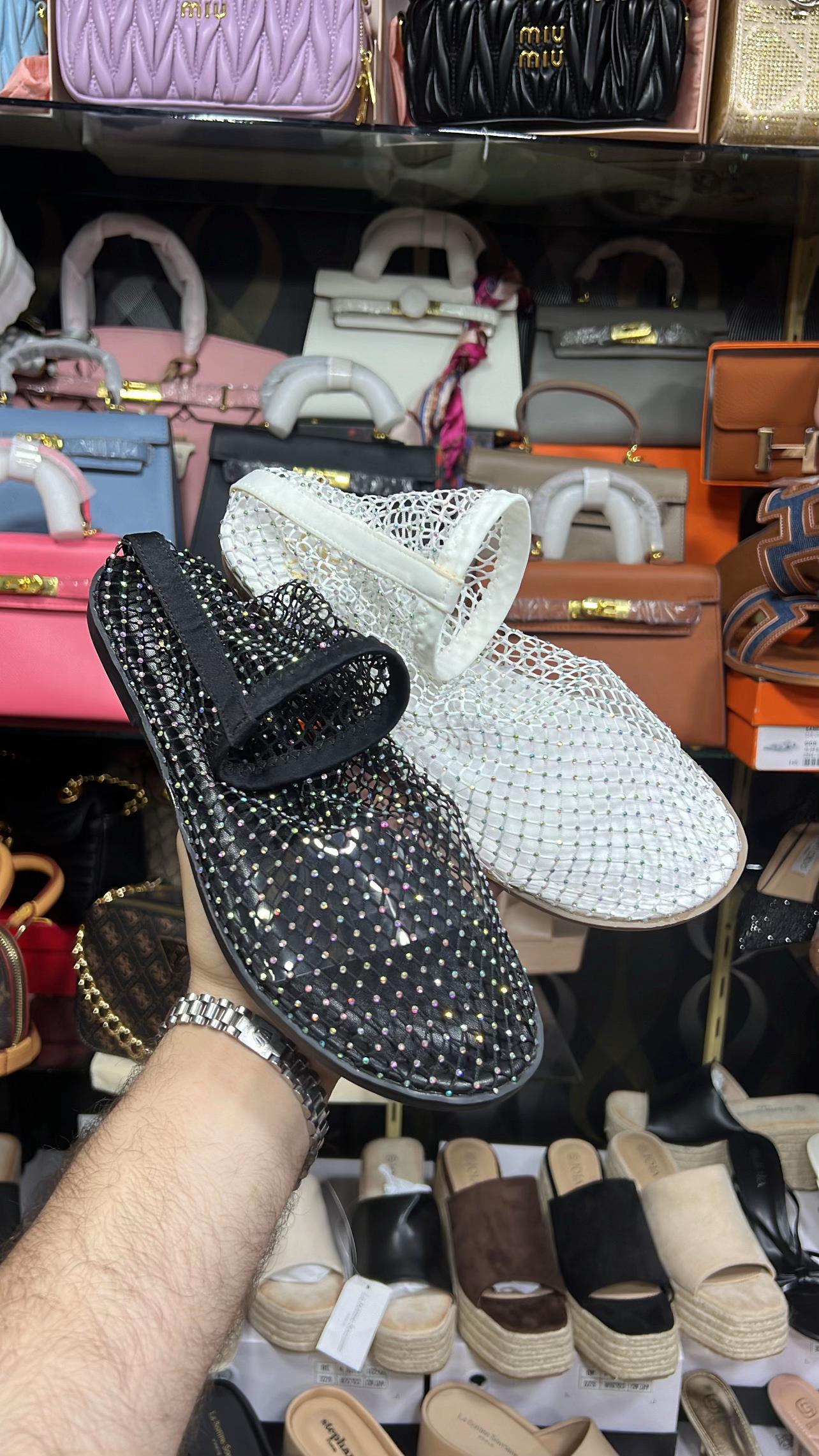 @SHOES AVENUE
