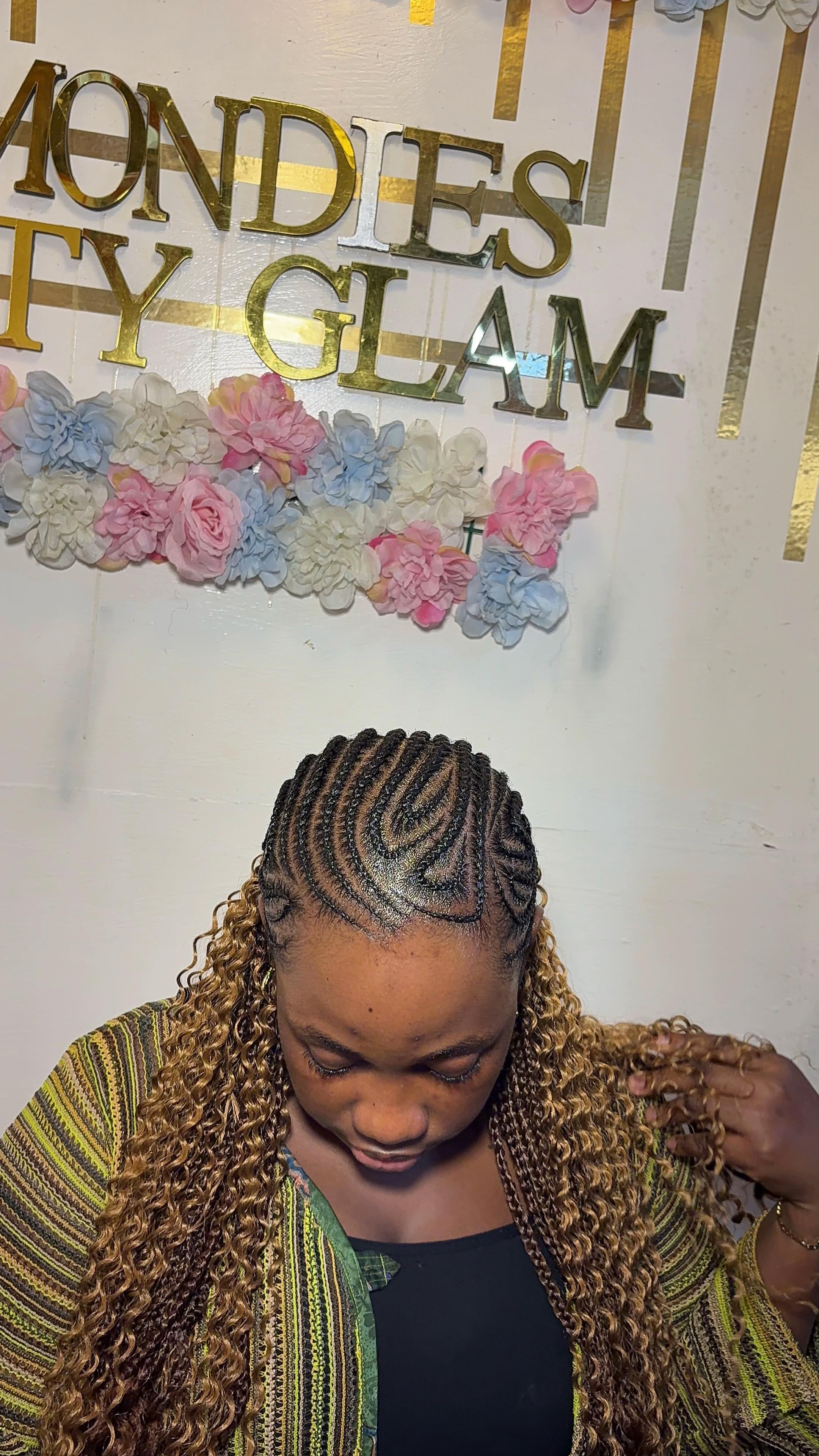 @Salon in Dansoman