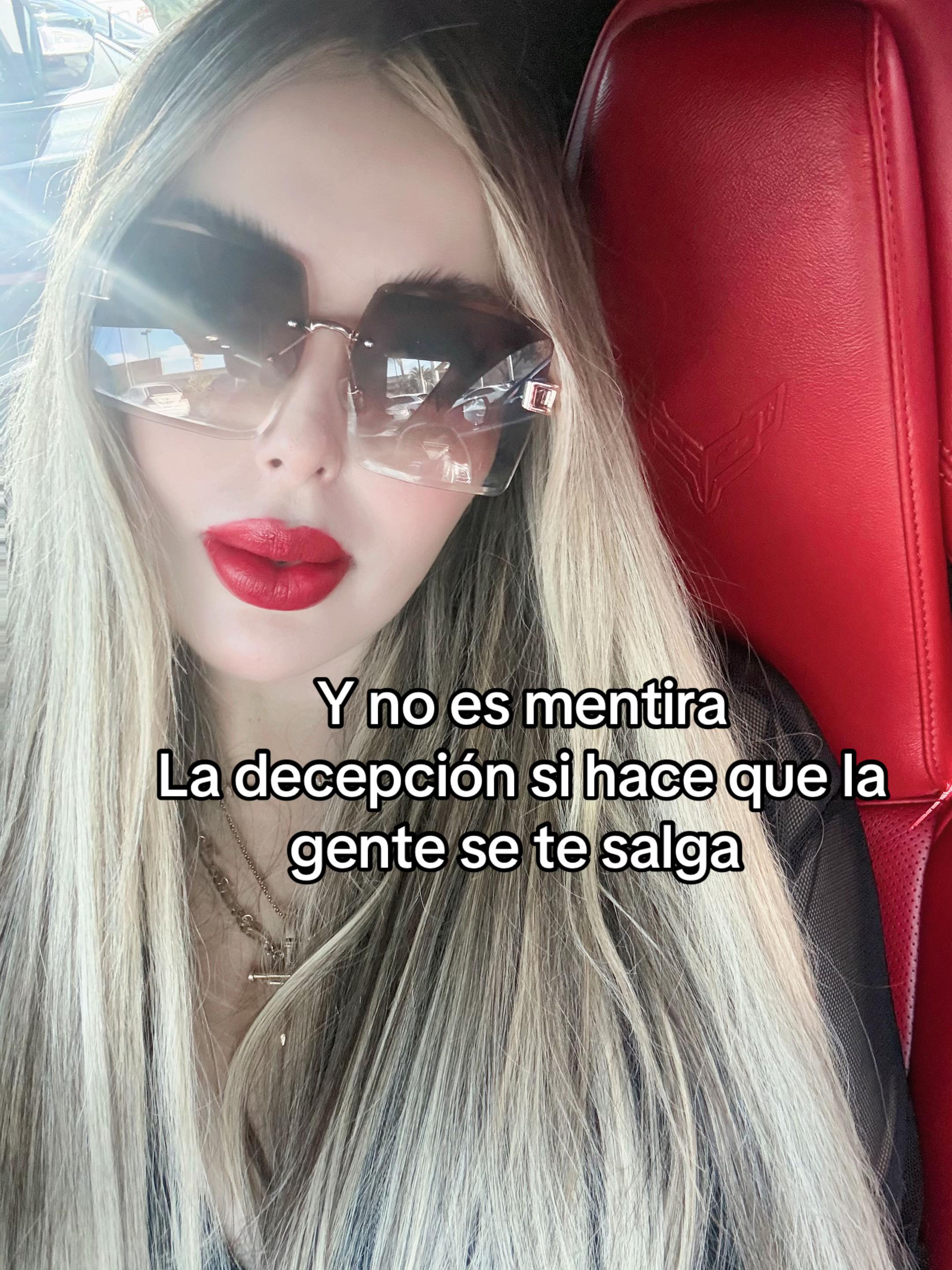@vanesza_hurtado