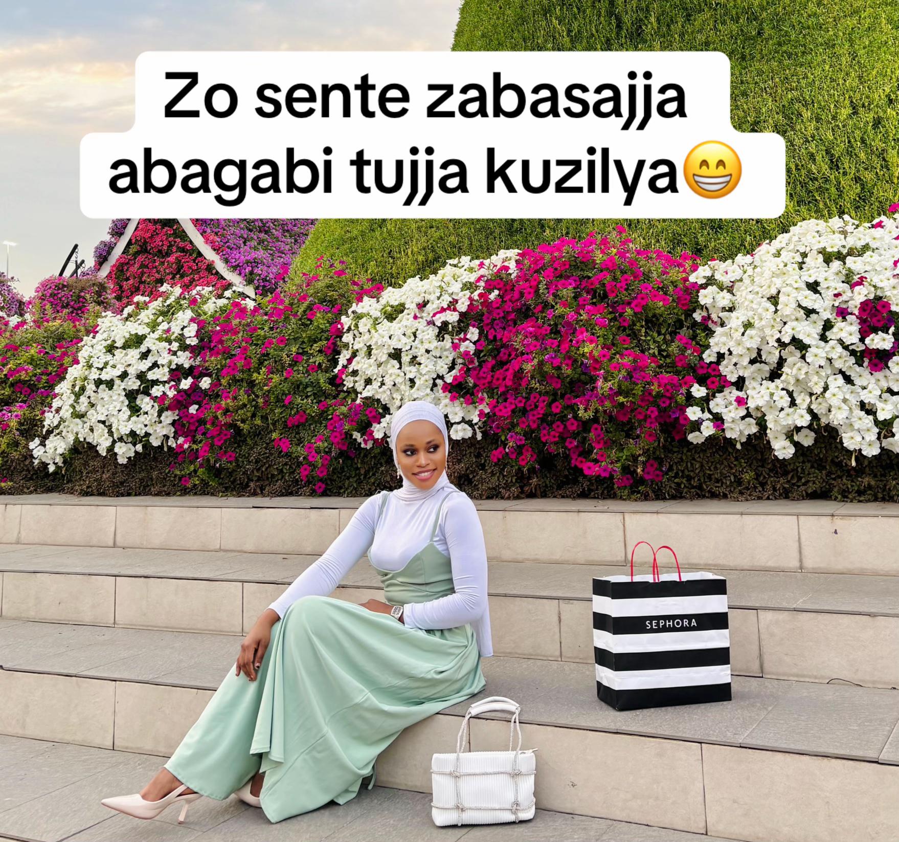 @𝐌𝐬 𝐋𝐮𝐱𝐮𝐫𝐲💎