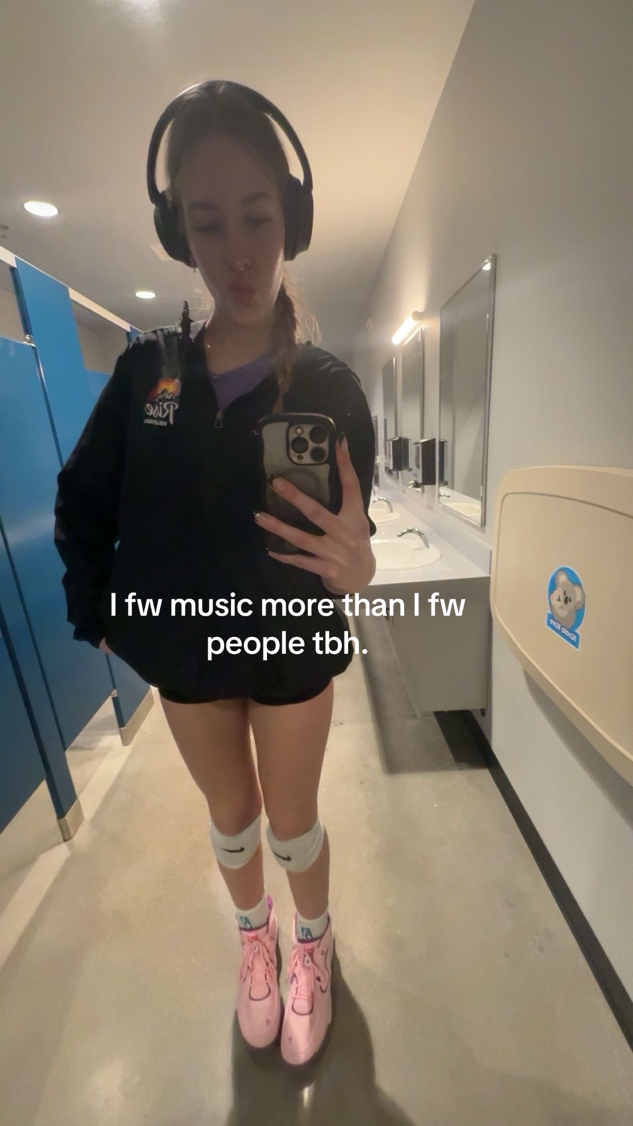 @hal🤩