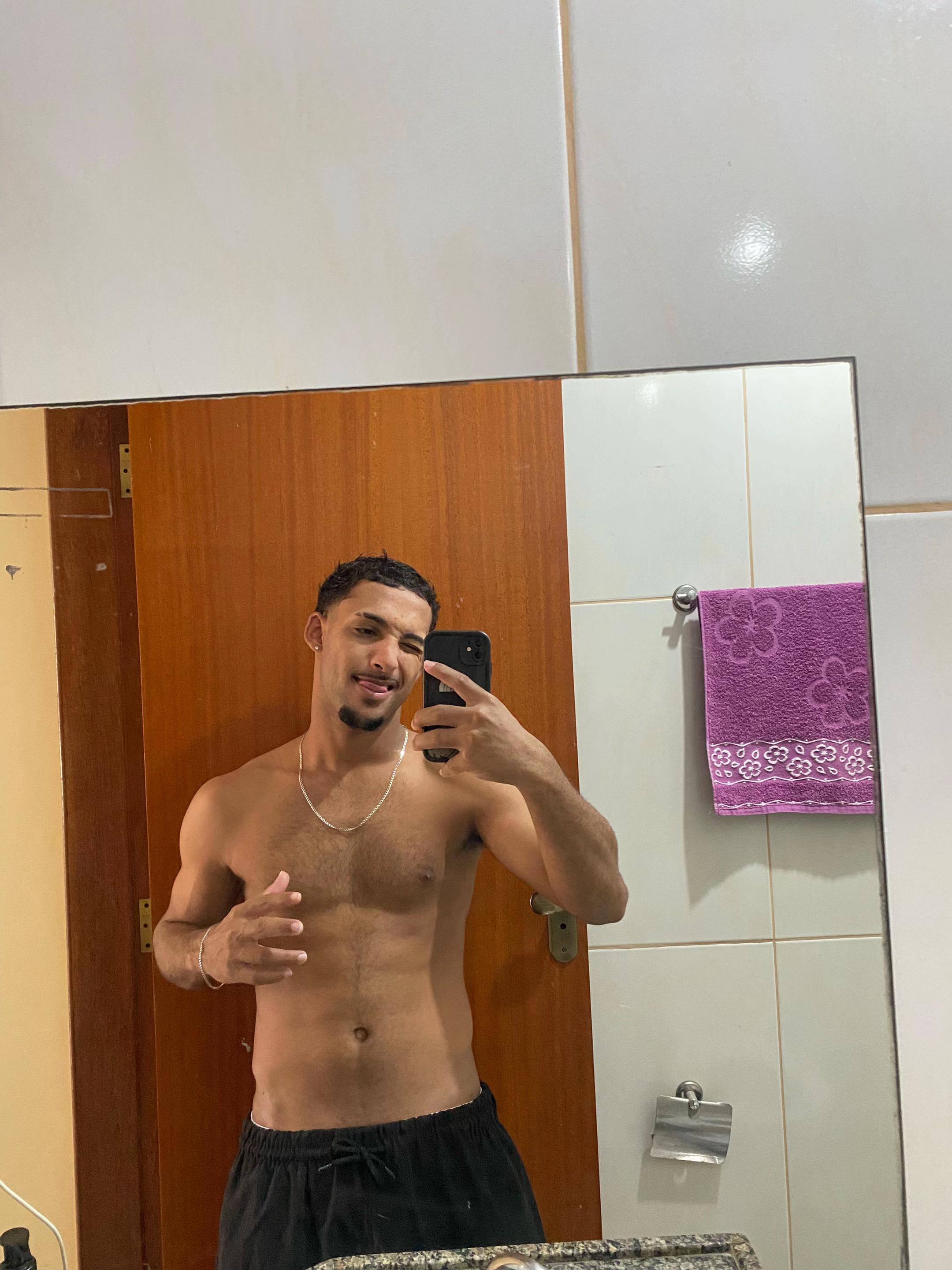 @vitor_mh22