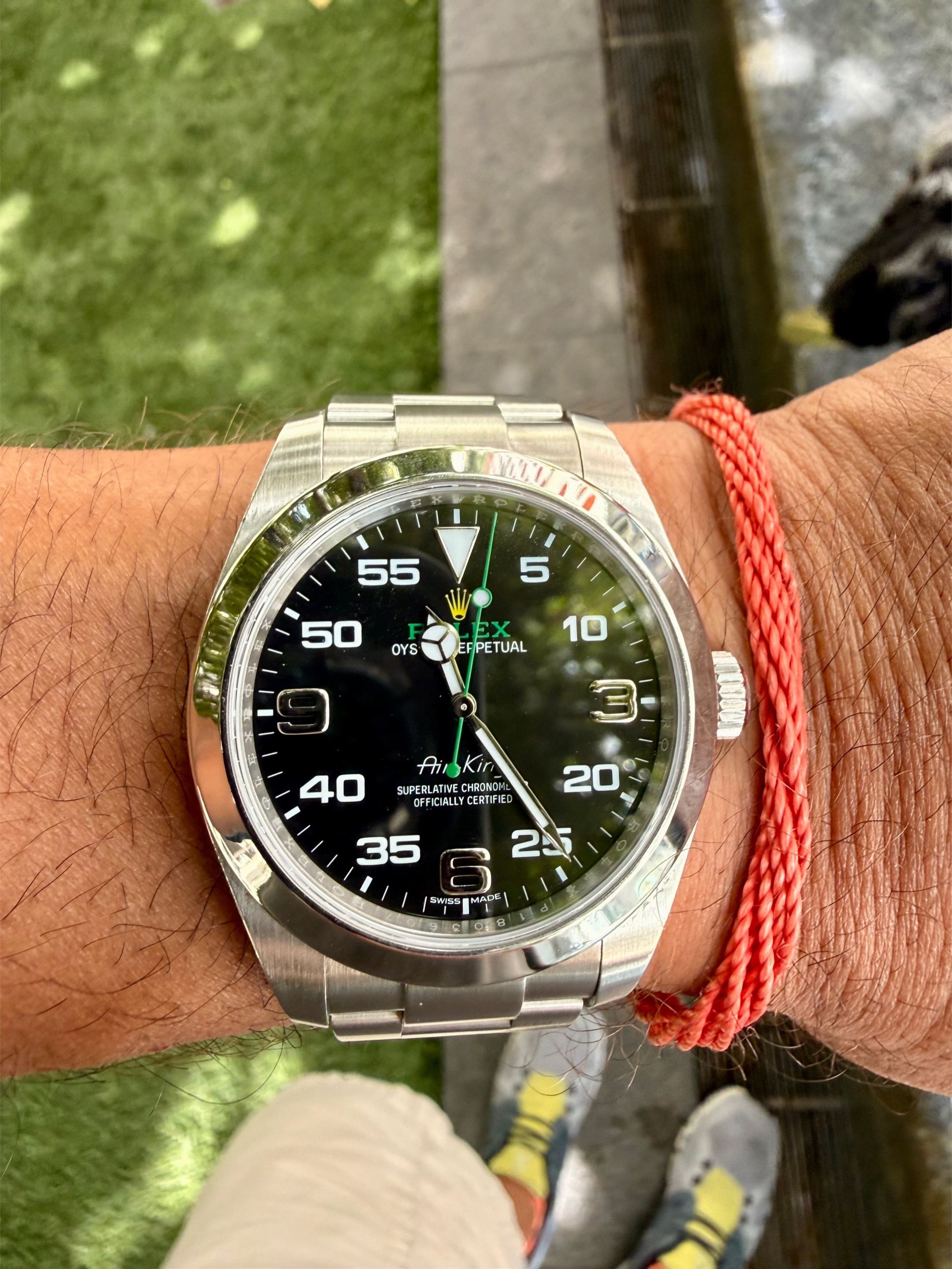 @watchwithnico