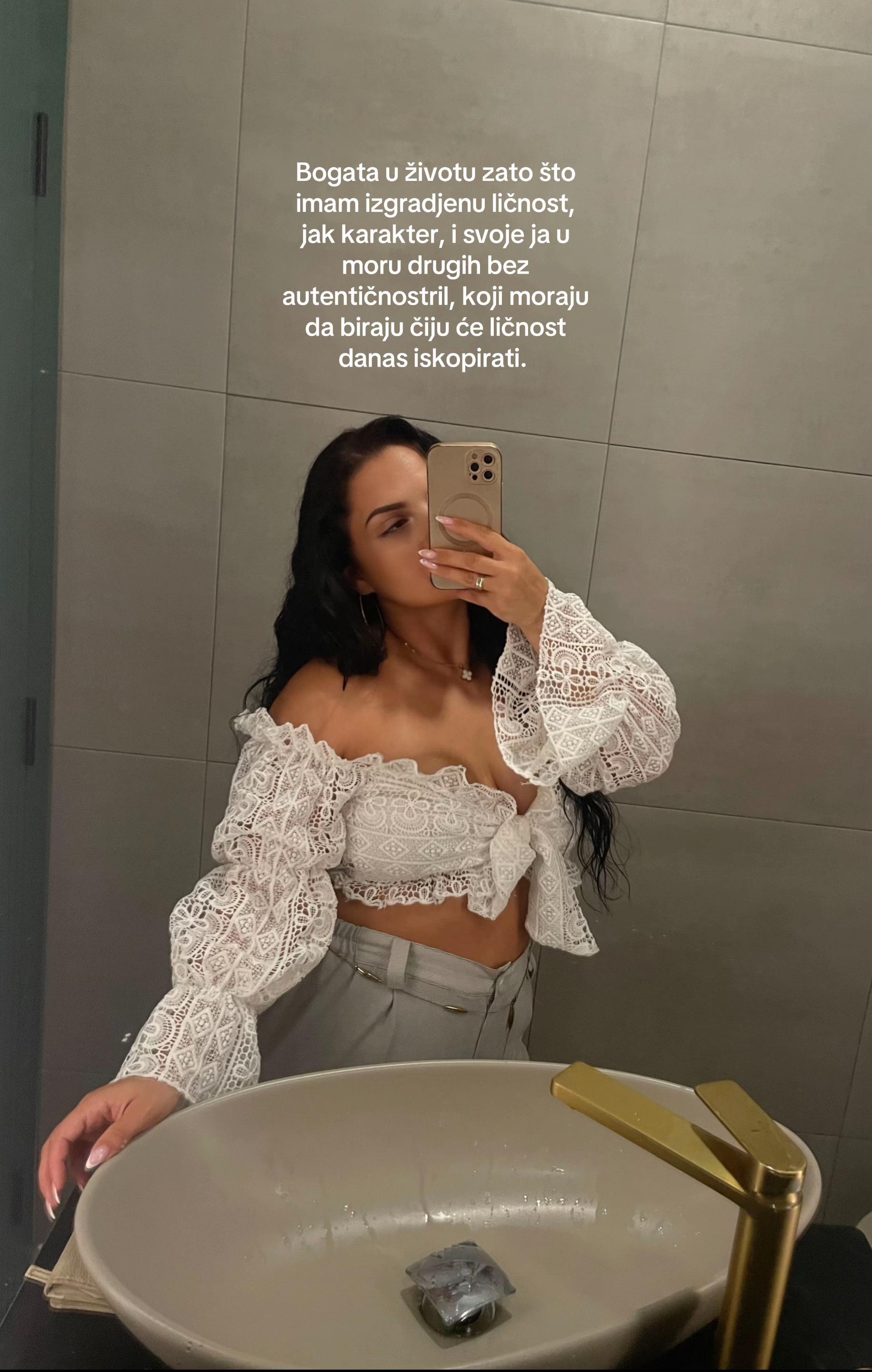 @Milena Stojmenovic