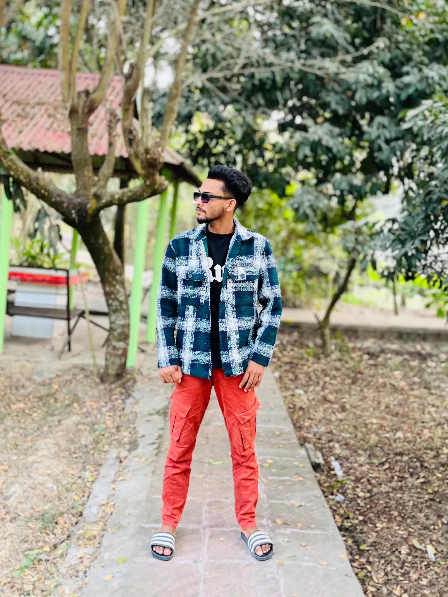 @Crazy Boy Akash,😎