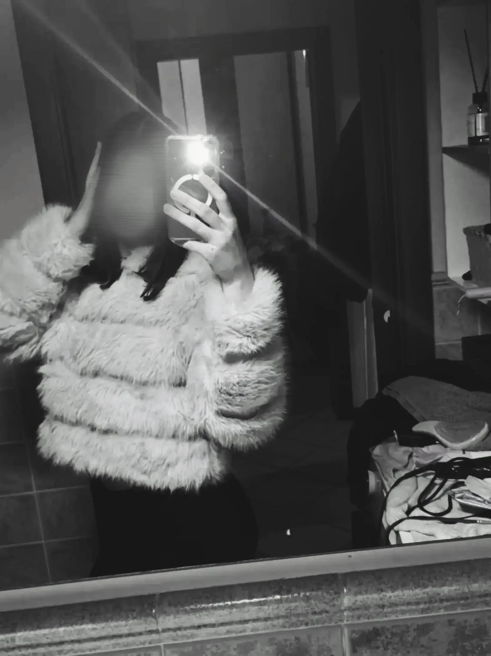 @𝑭