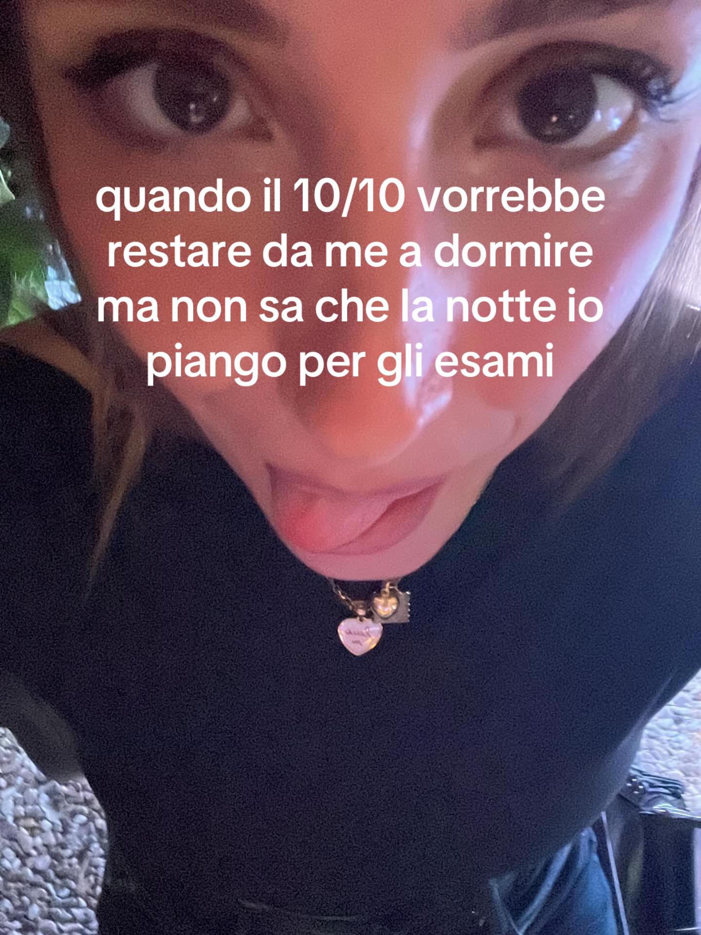 @_lollyss_