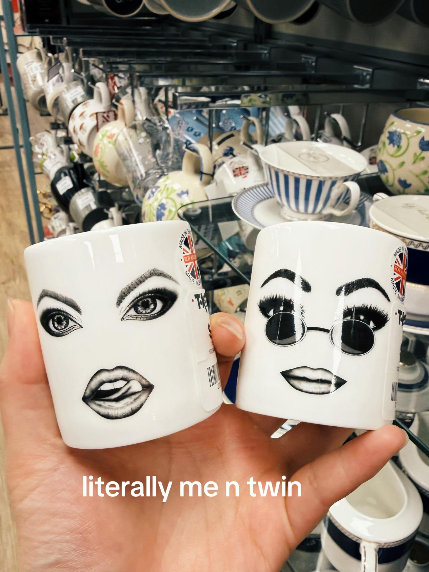 @moodygrapes