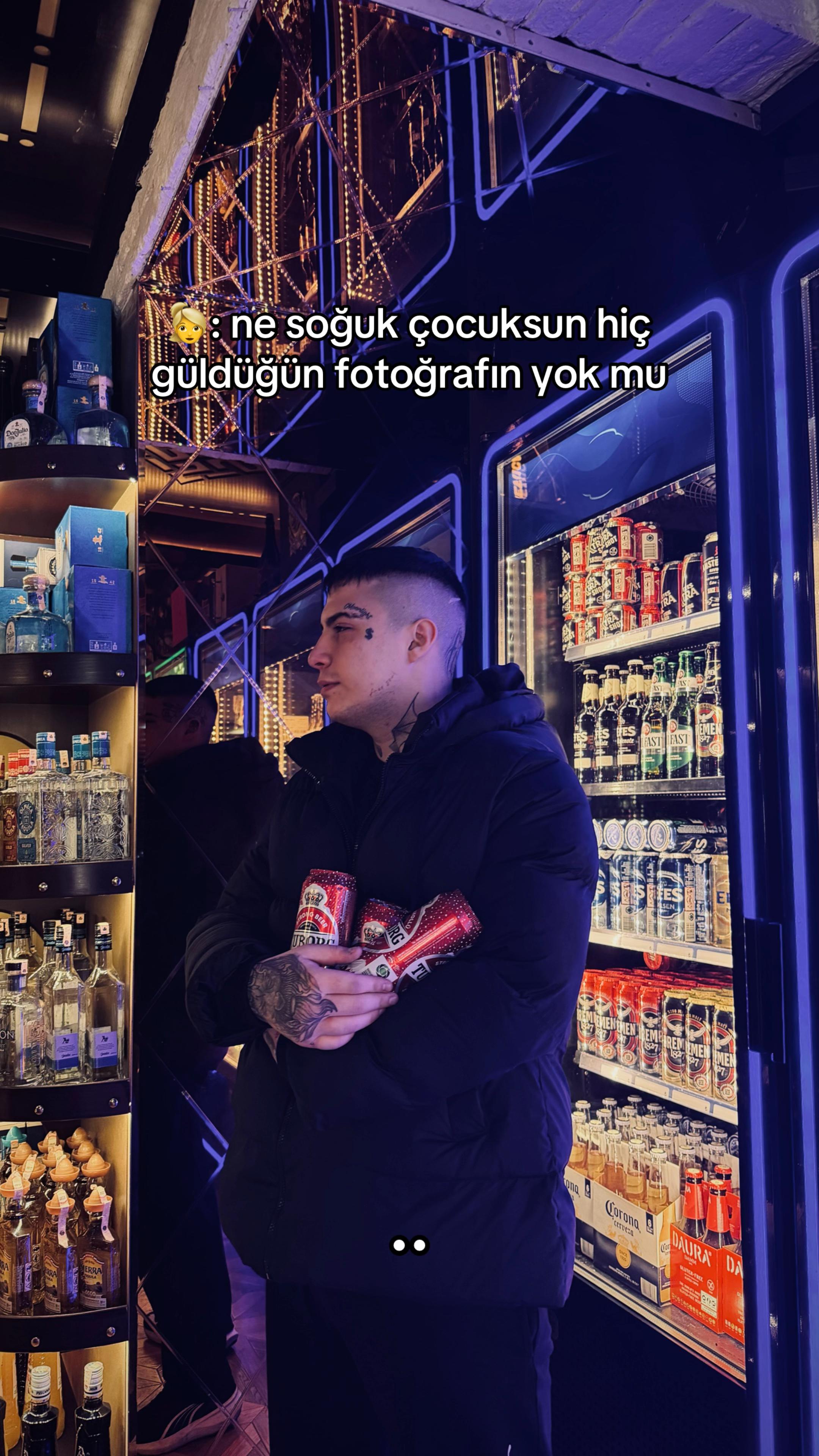 @AYTUBORG