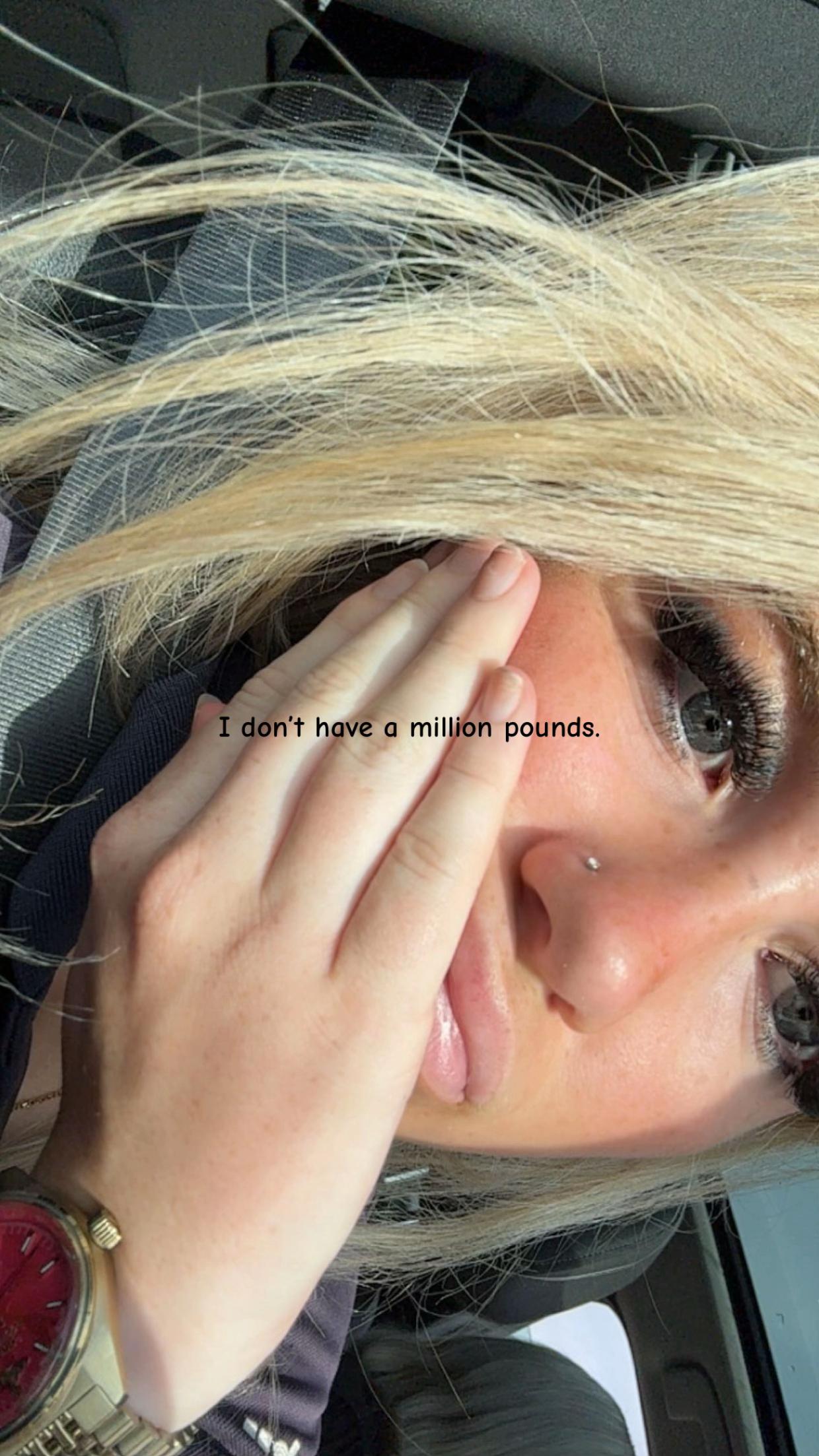 @𑣲br