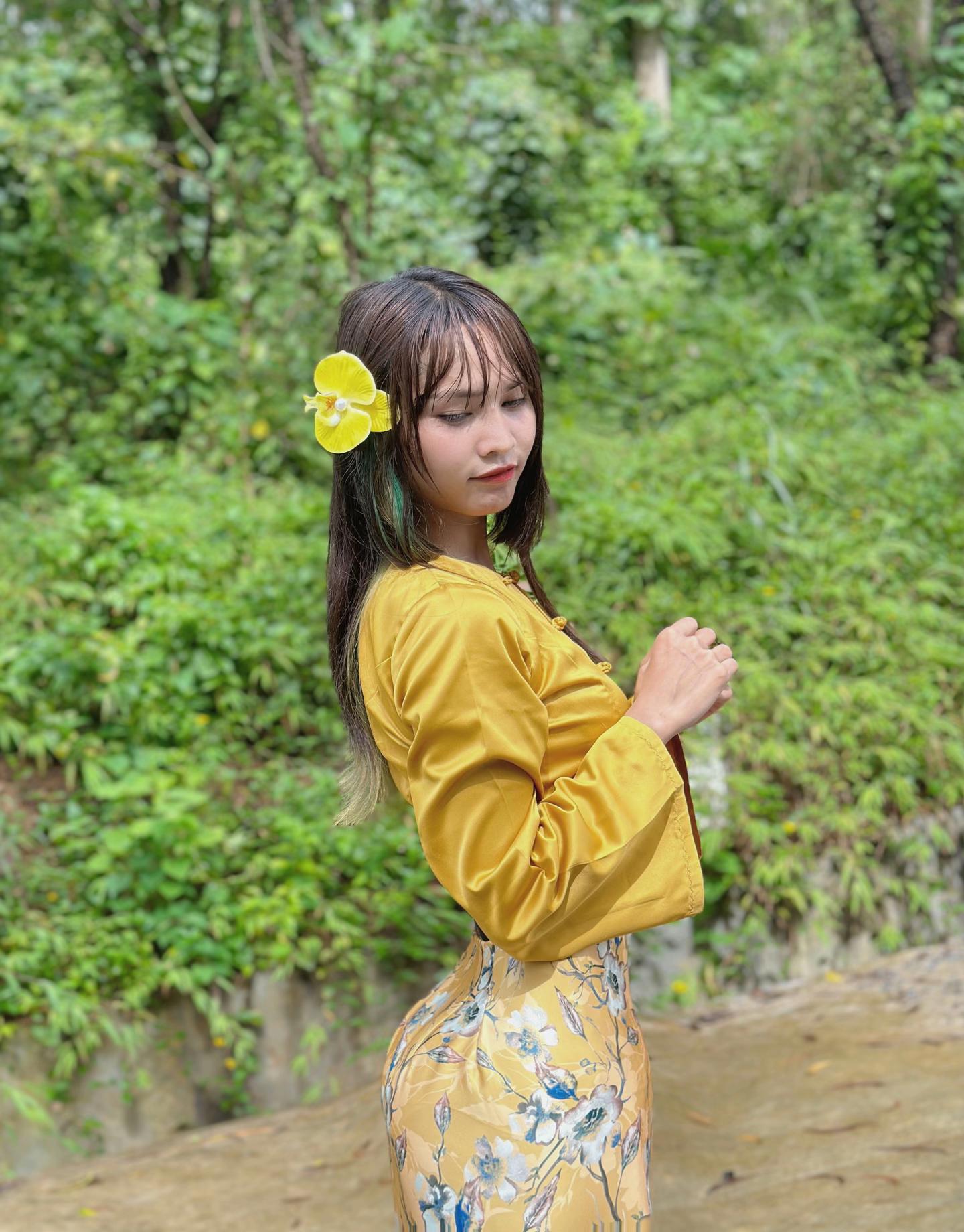 @ShoonLaeLaeNaing💚