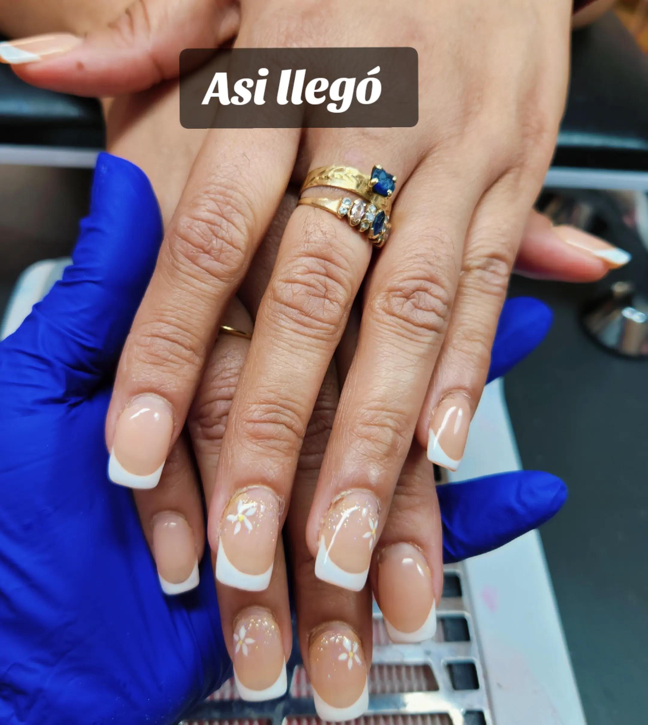 @Zabey Nails...Siempre Bellas