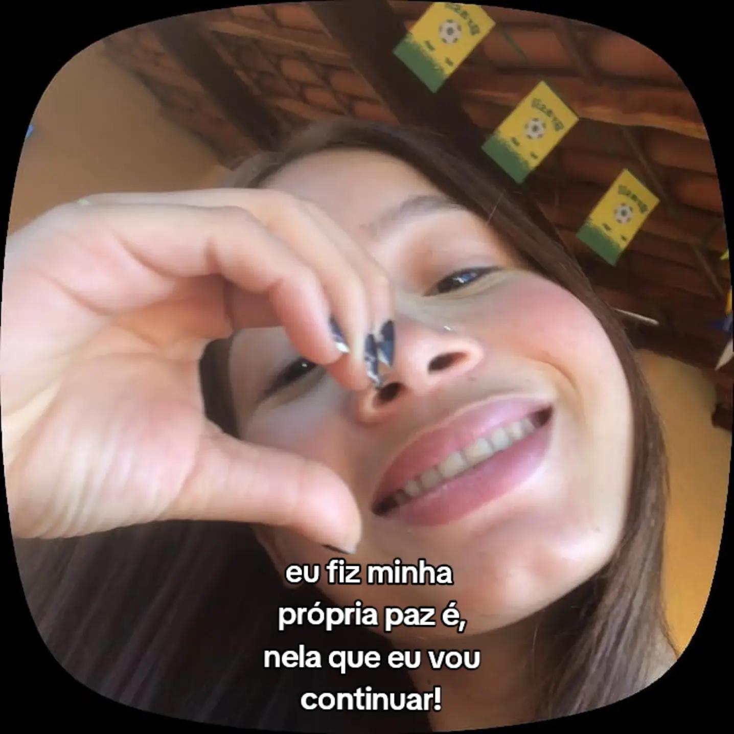 @ana Júlia