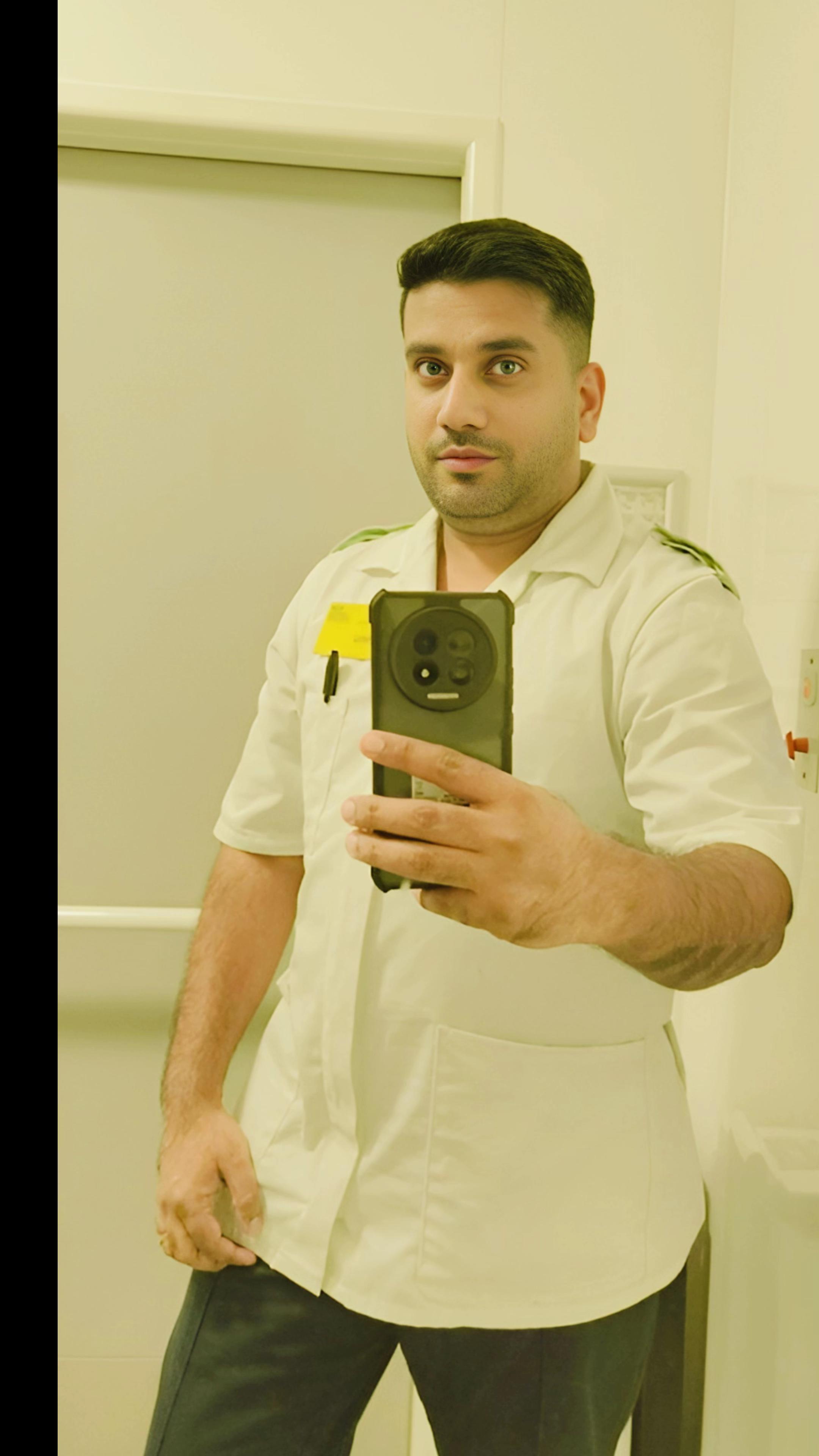 @vIsHnU mottu
