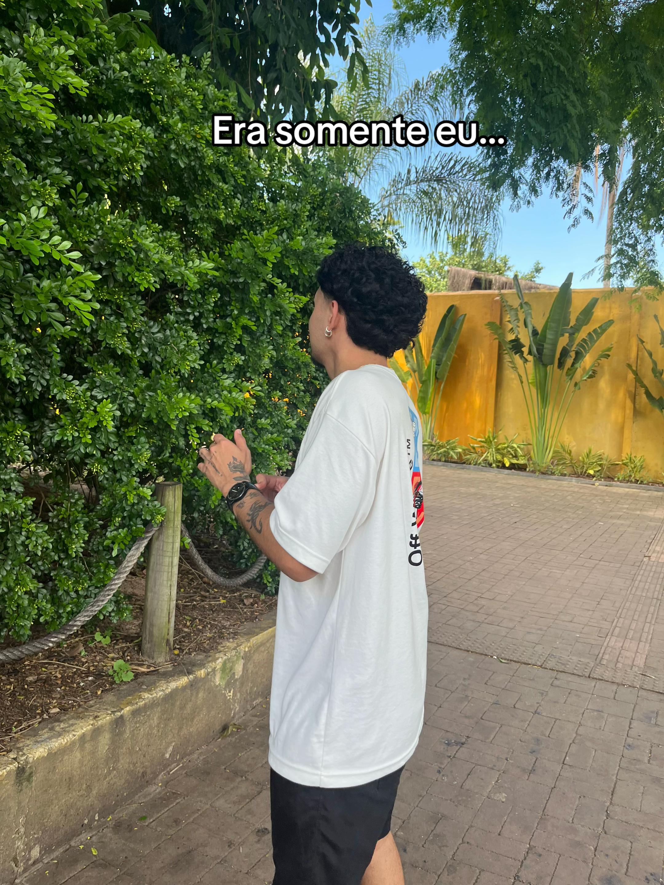 @Leone