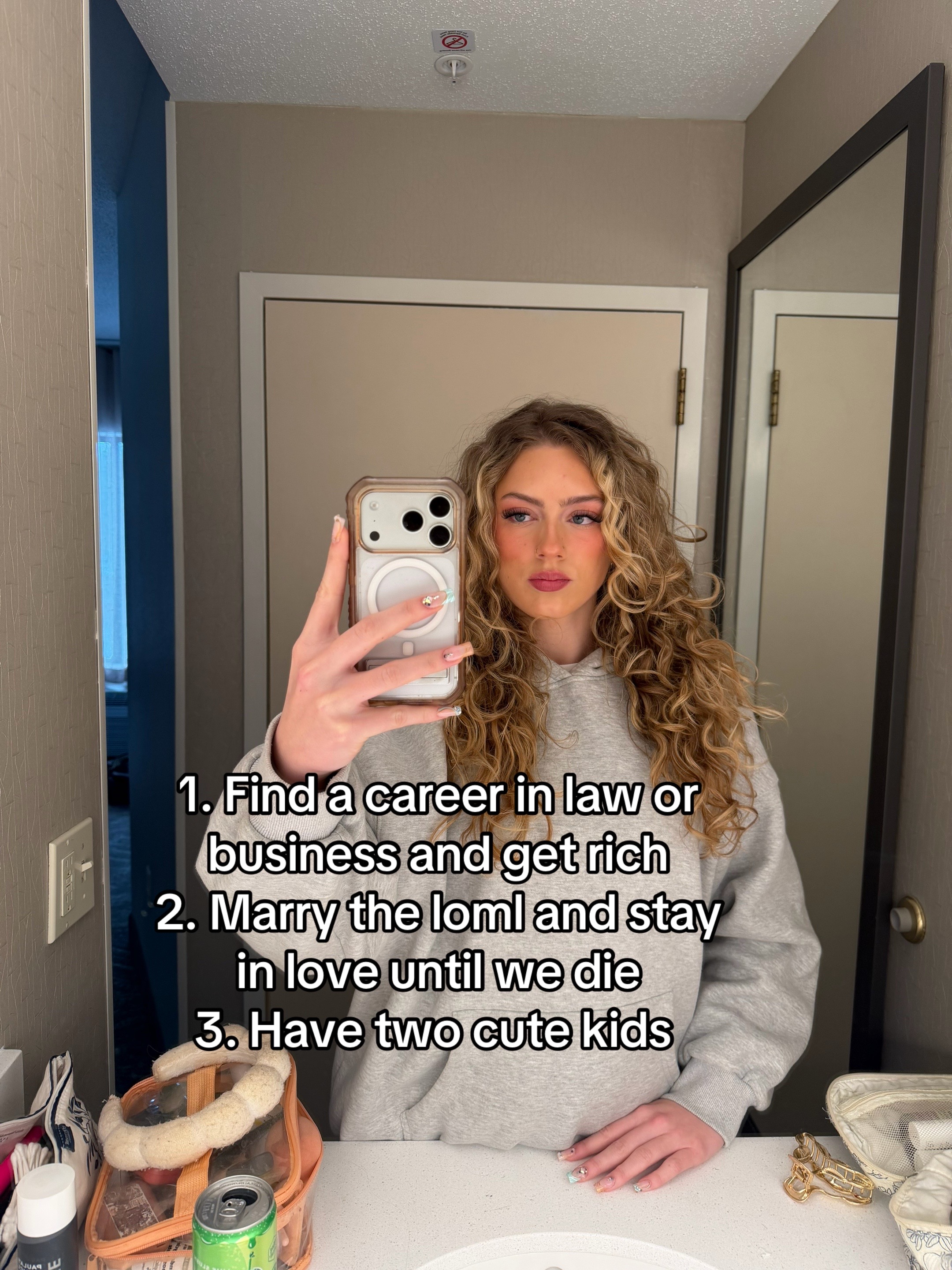 @oliviaonthelow5