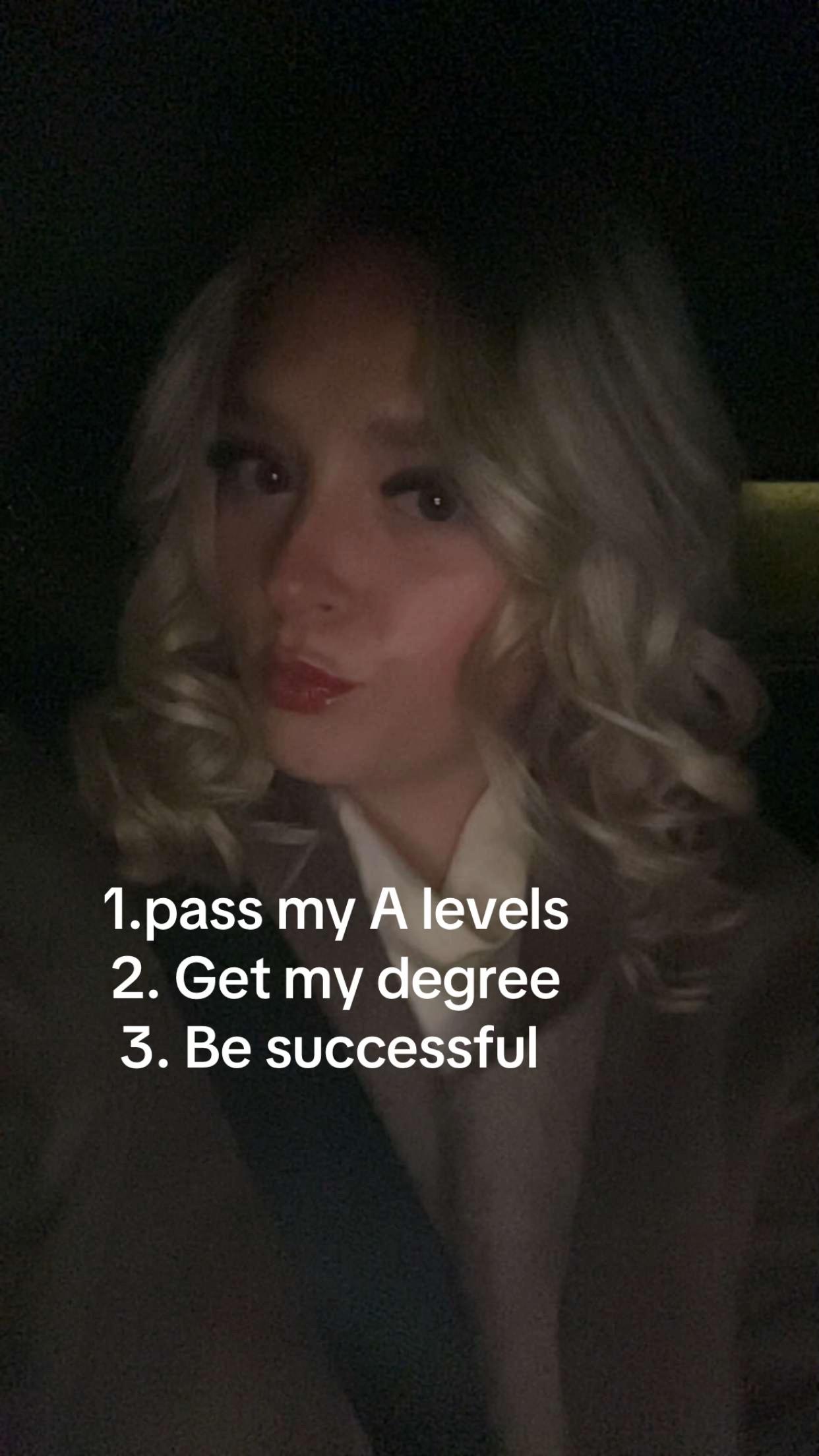 @Ellie♥️