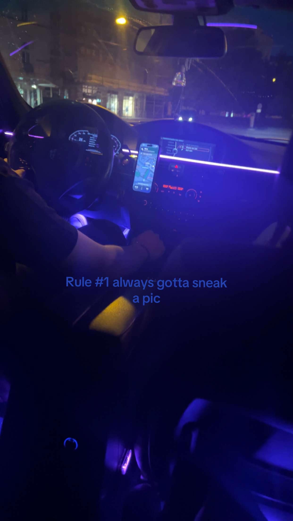 @carolina.gr
