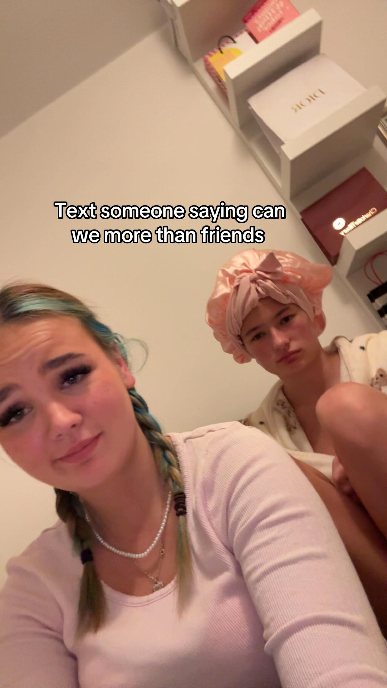 @poppy rose ๐