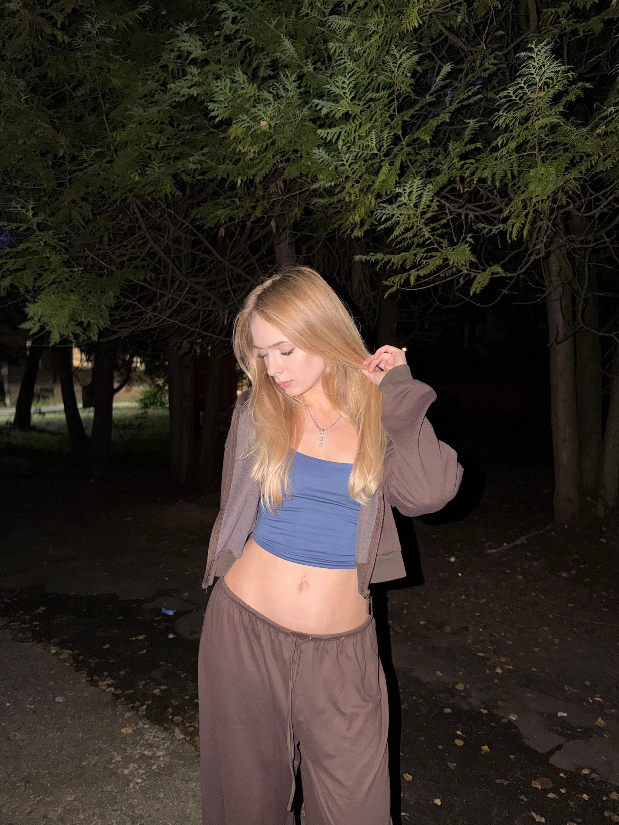 @dshkls27