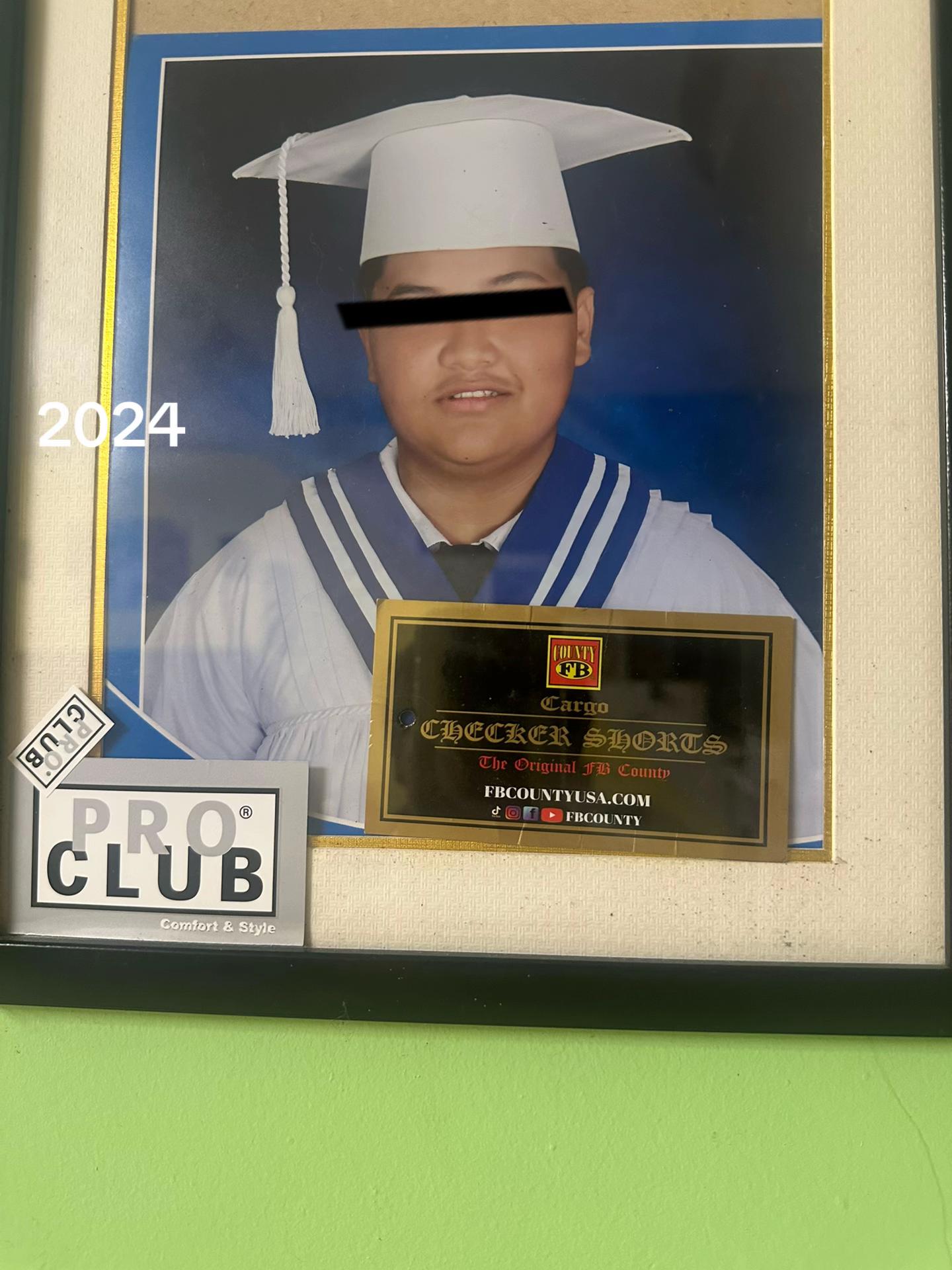 @Mos