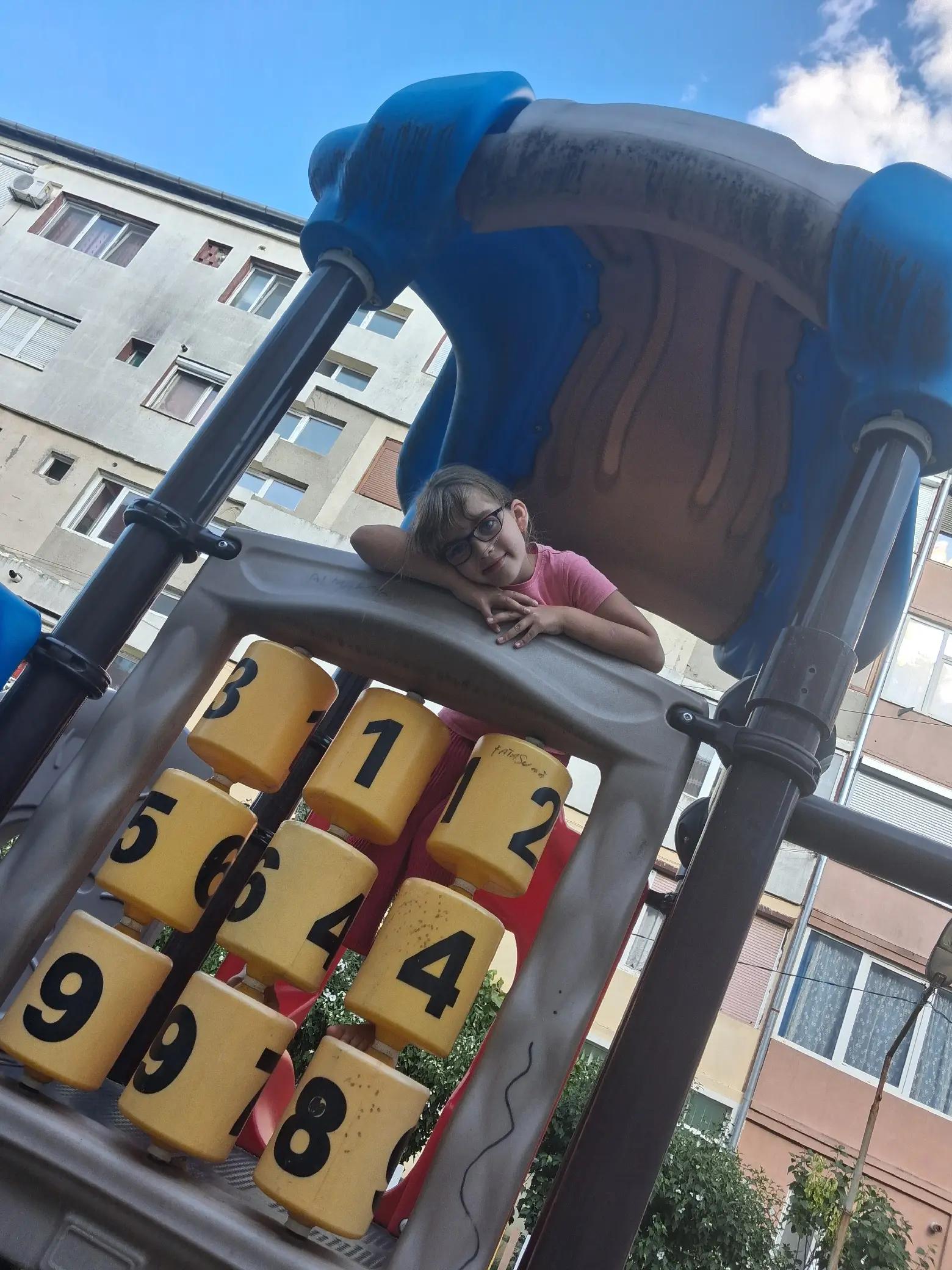 @Carmen Constantin