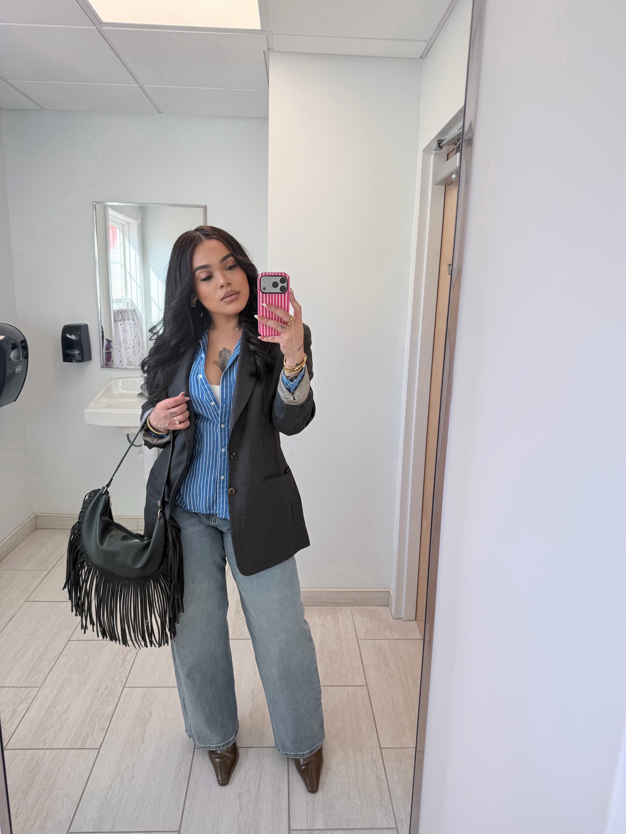 @Alizaja