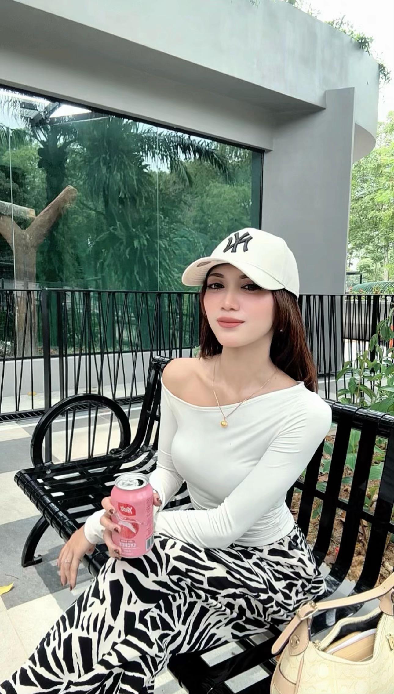 @Anissuraya🌸