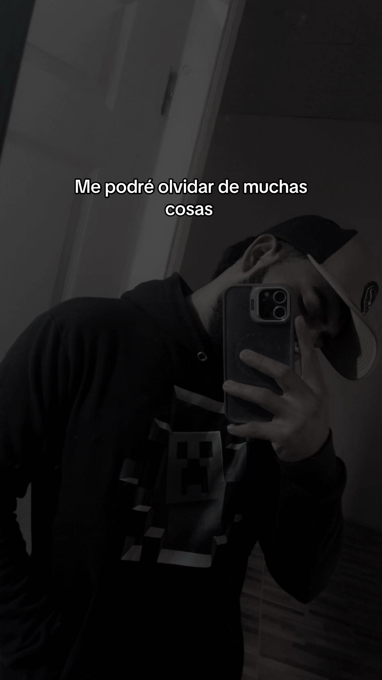 @< J O S U E >