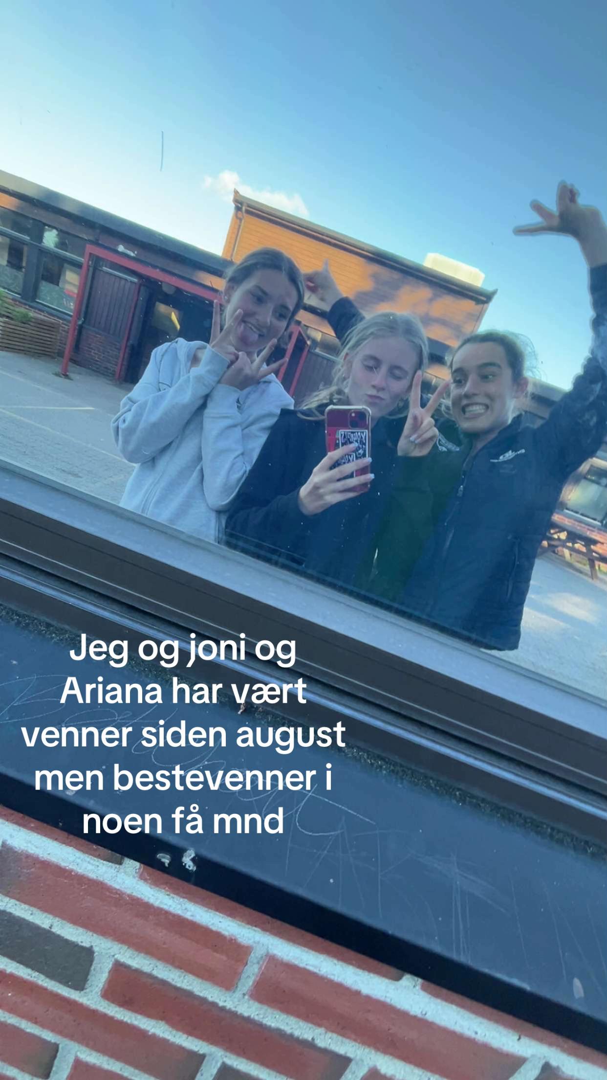 @ELIZA ILAZI🍂